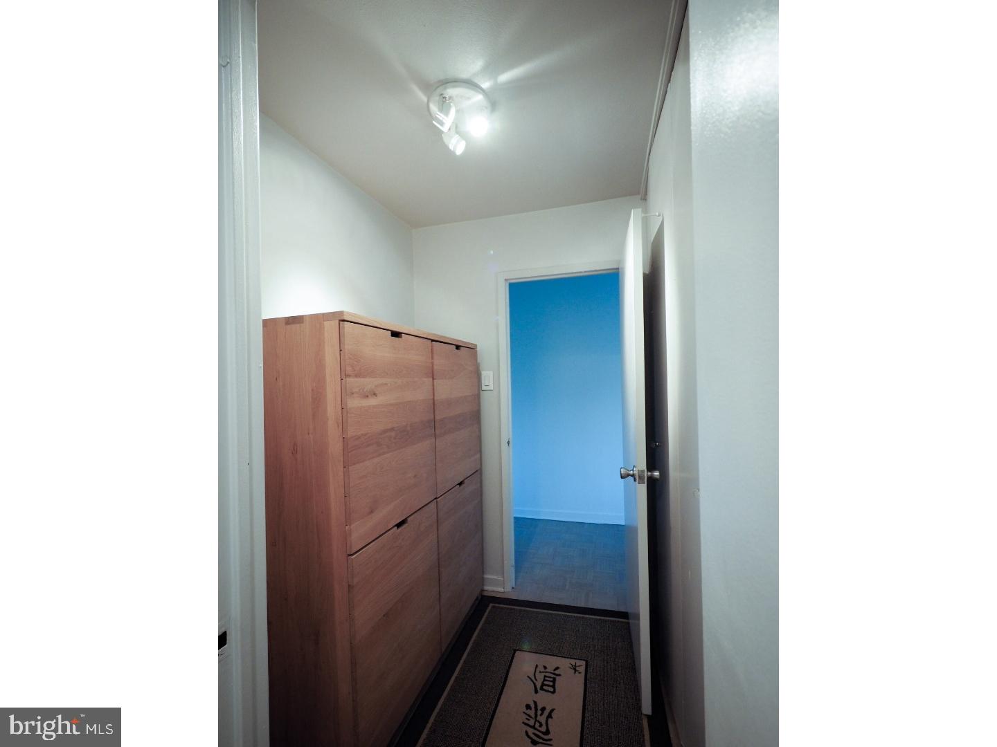 ART MUSEUM AREA - Residential Lease
