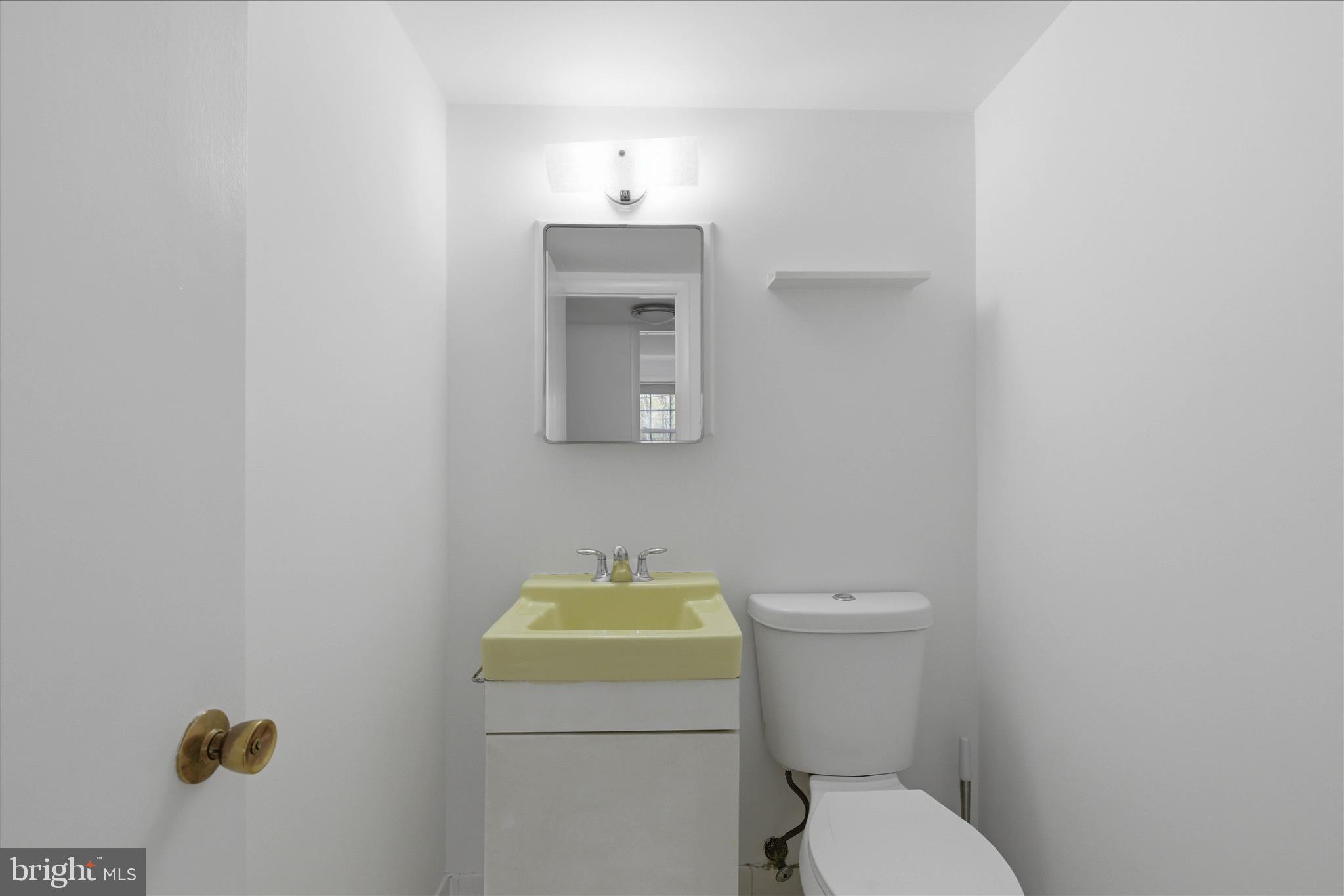 STONEWALL MANOR - Residential