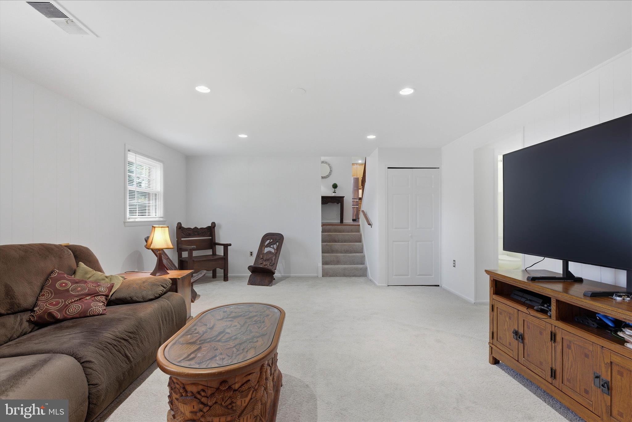 STONEWALL MANOR - Residential