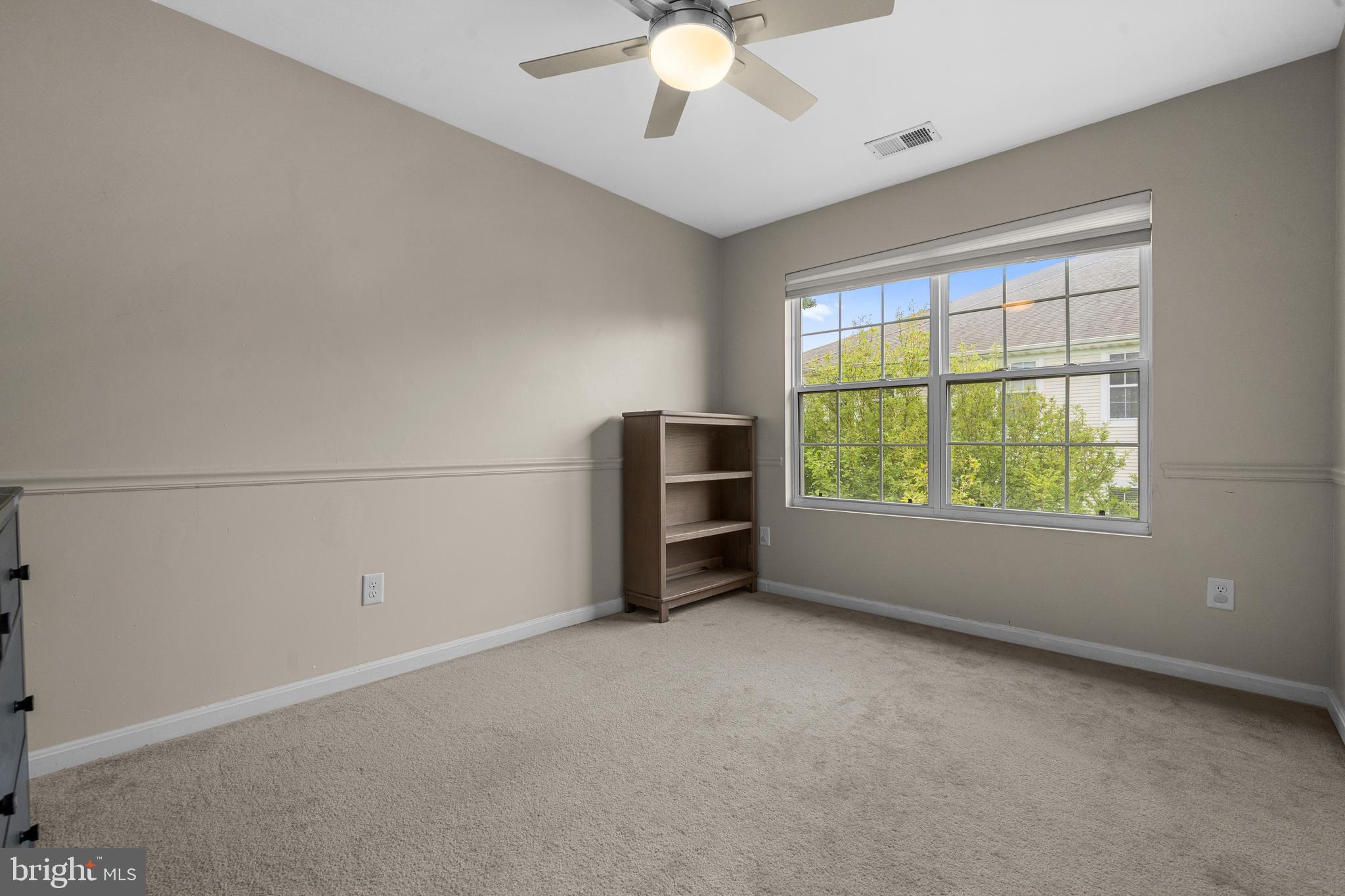 LAKESIDE - Residential