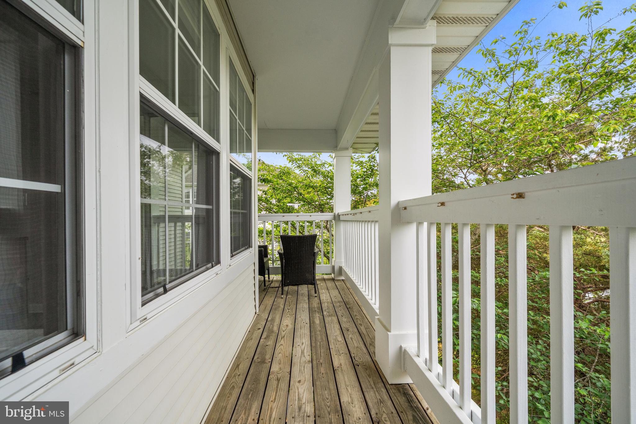 LAKESIDE - Residential