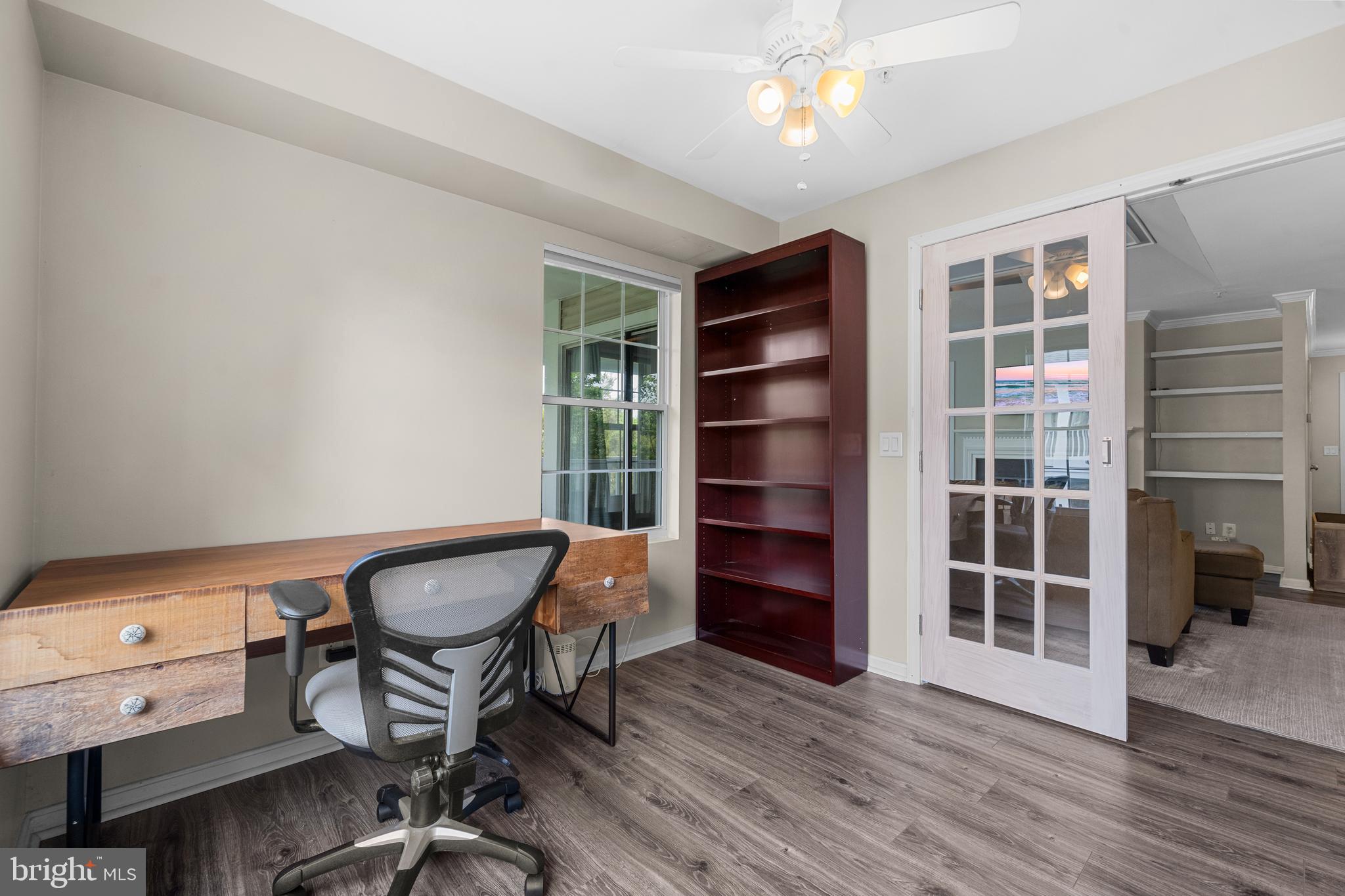 LAKESIDE - Residential