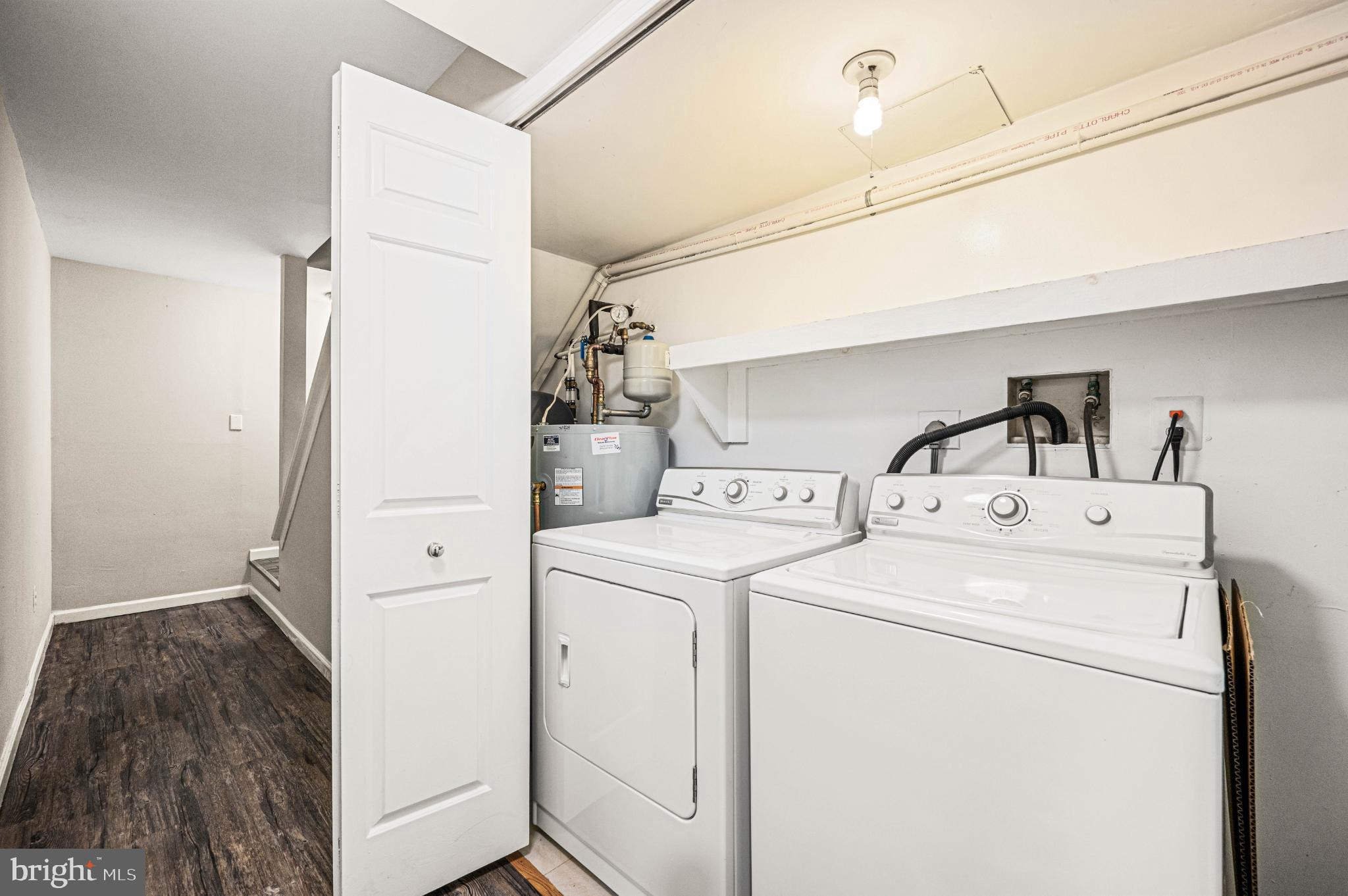 CHESTERBROOK - Residential Lease