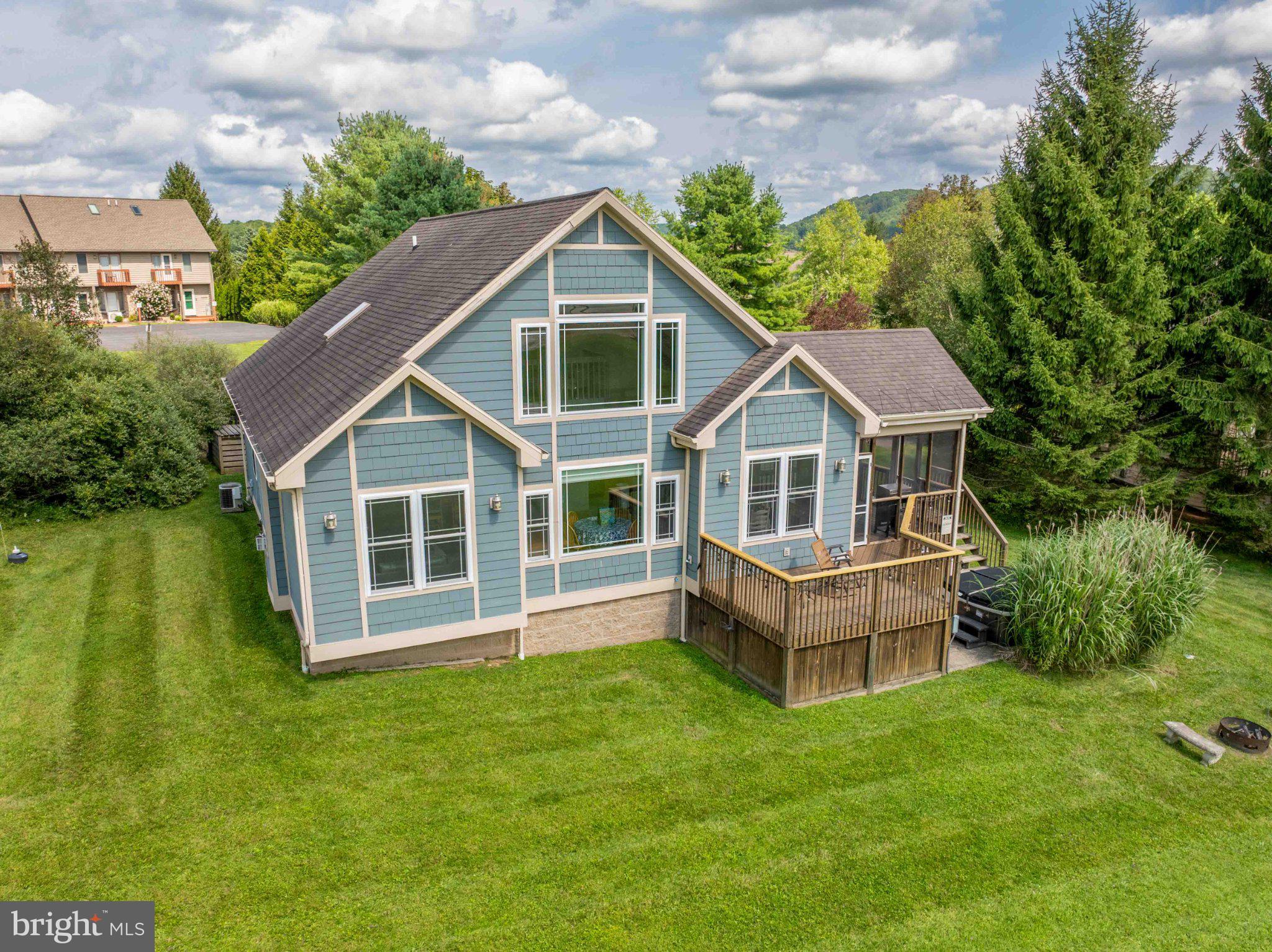 296 LAKE POINTE DRIVE