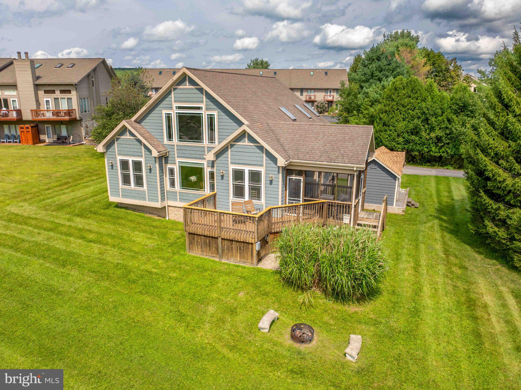 296 LAKE POINTE DRIVE