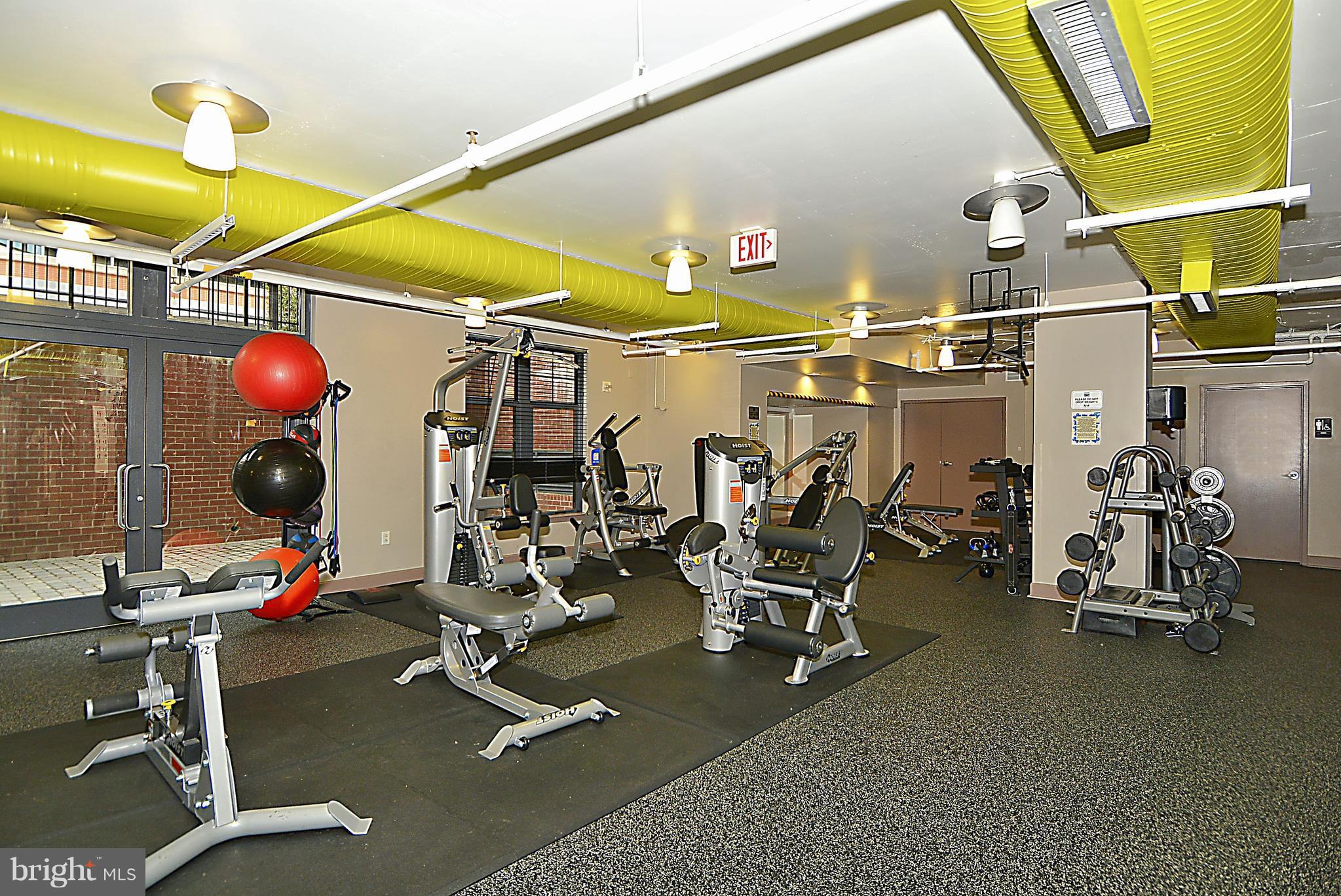 CLARENDON - Residential