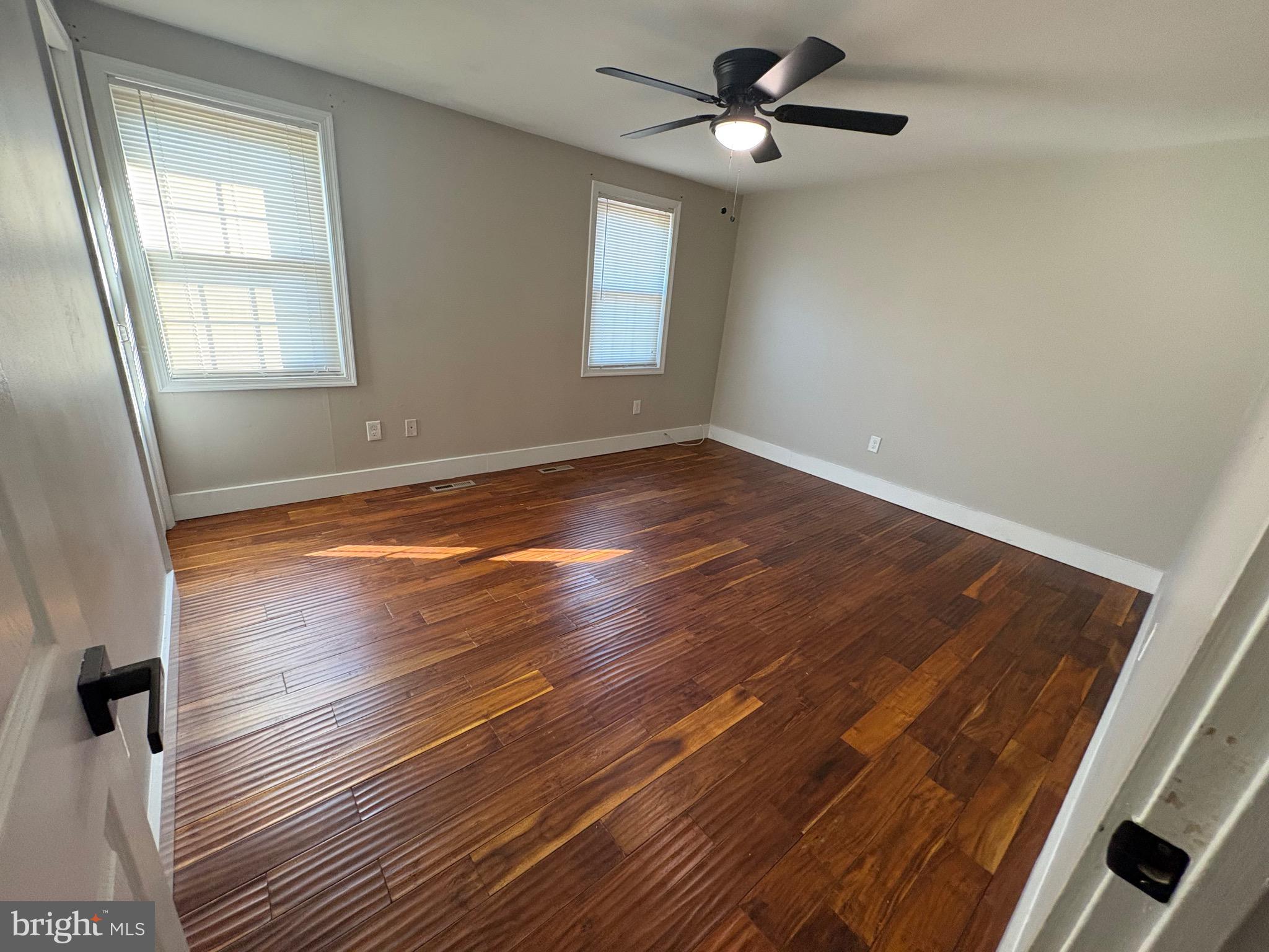 ELIZABETHS LANDING - Residential