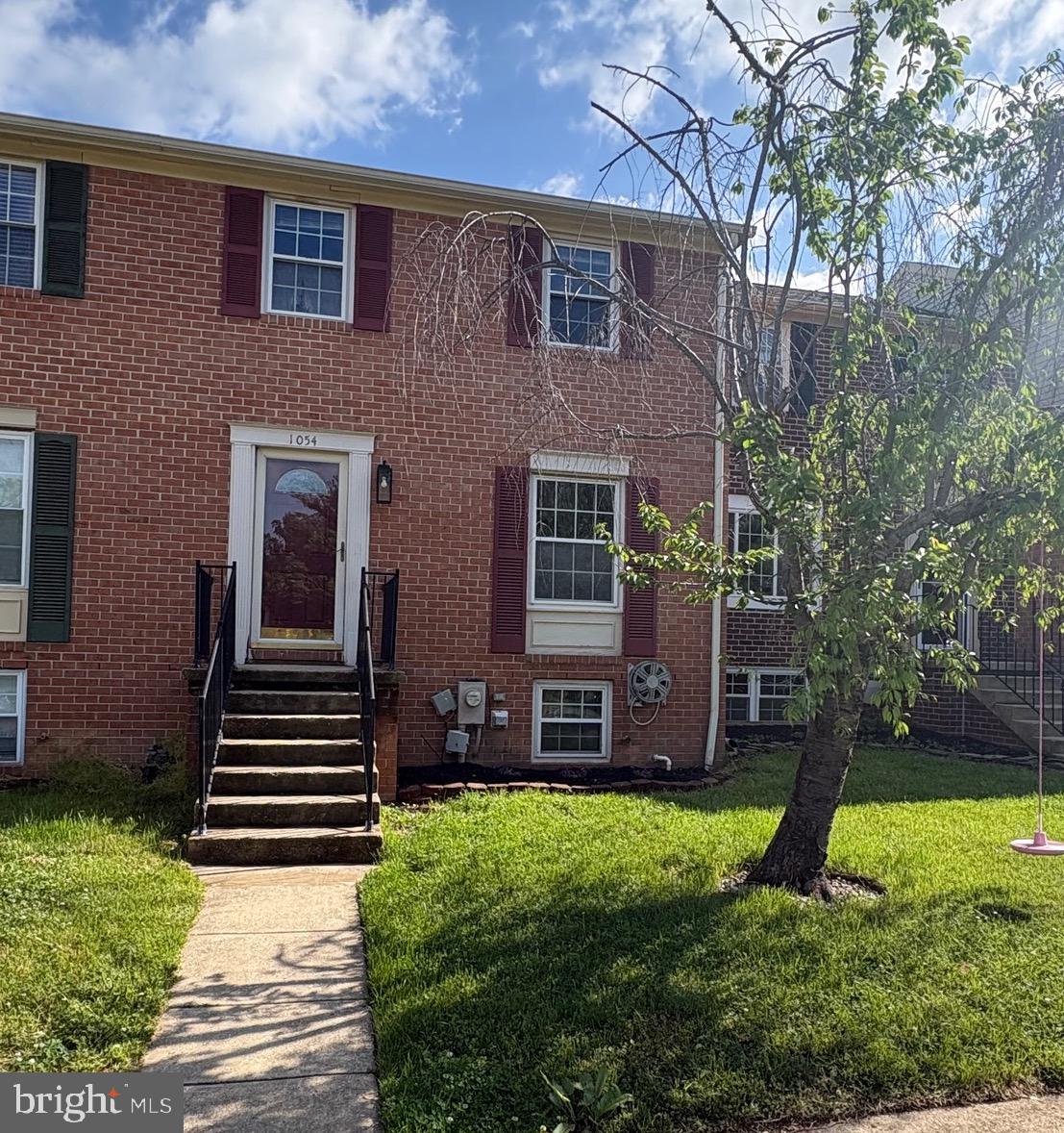 ELIZABETHS LANDING - Residential
