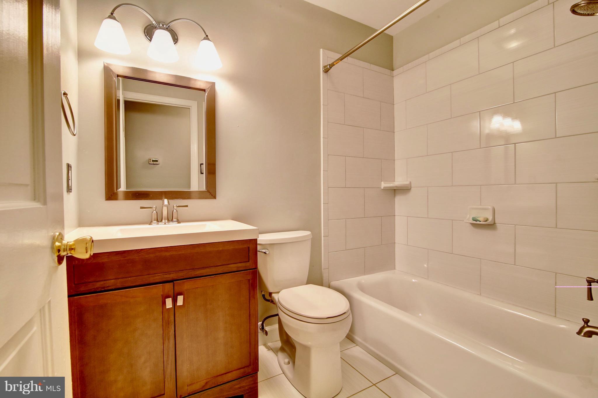 BULL RUN MOUNTAIN ESTATE - Residential