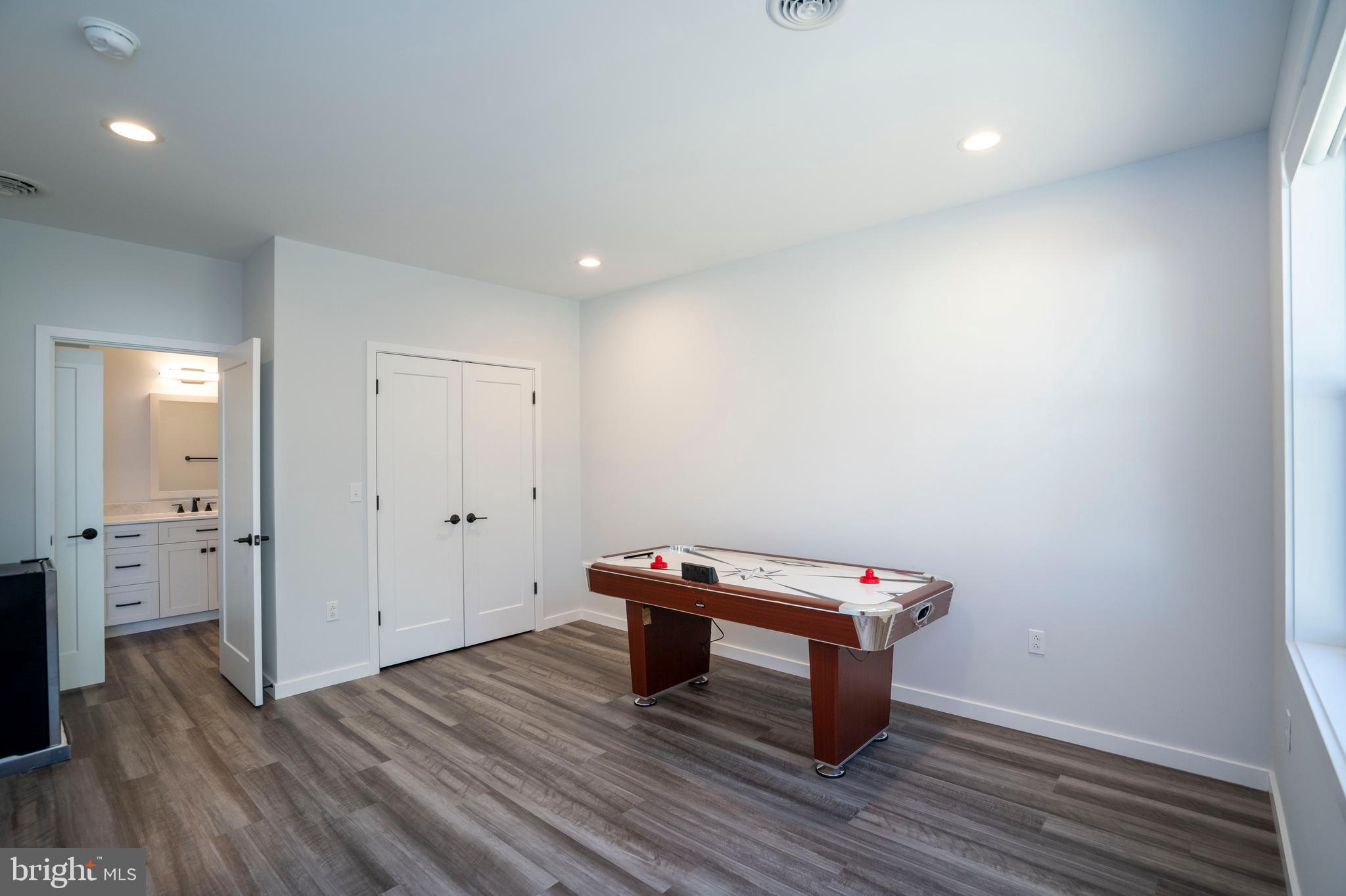 STEARNS CROSSING - Residential