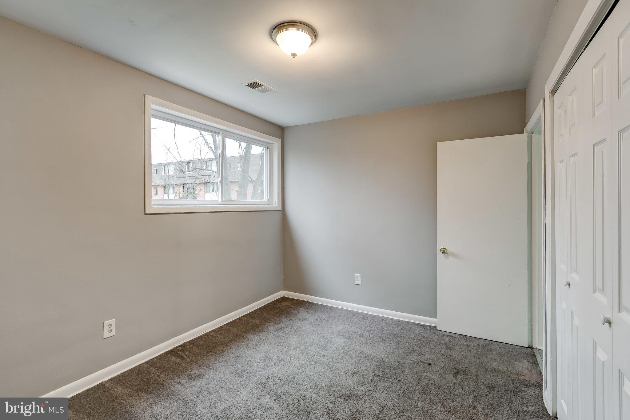 PARKVILLE - Residential Lease