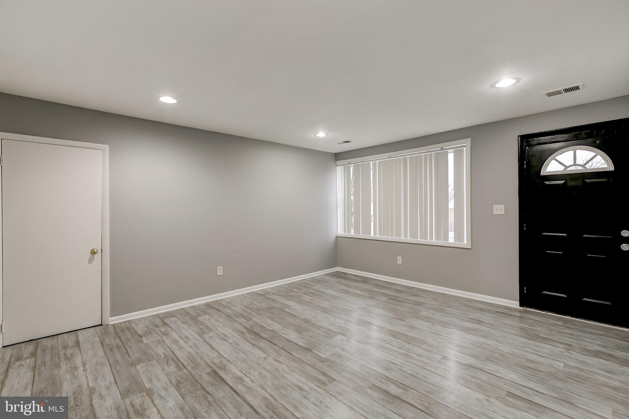 PARKVILLE - Residential Lease