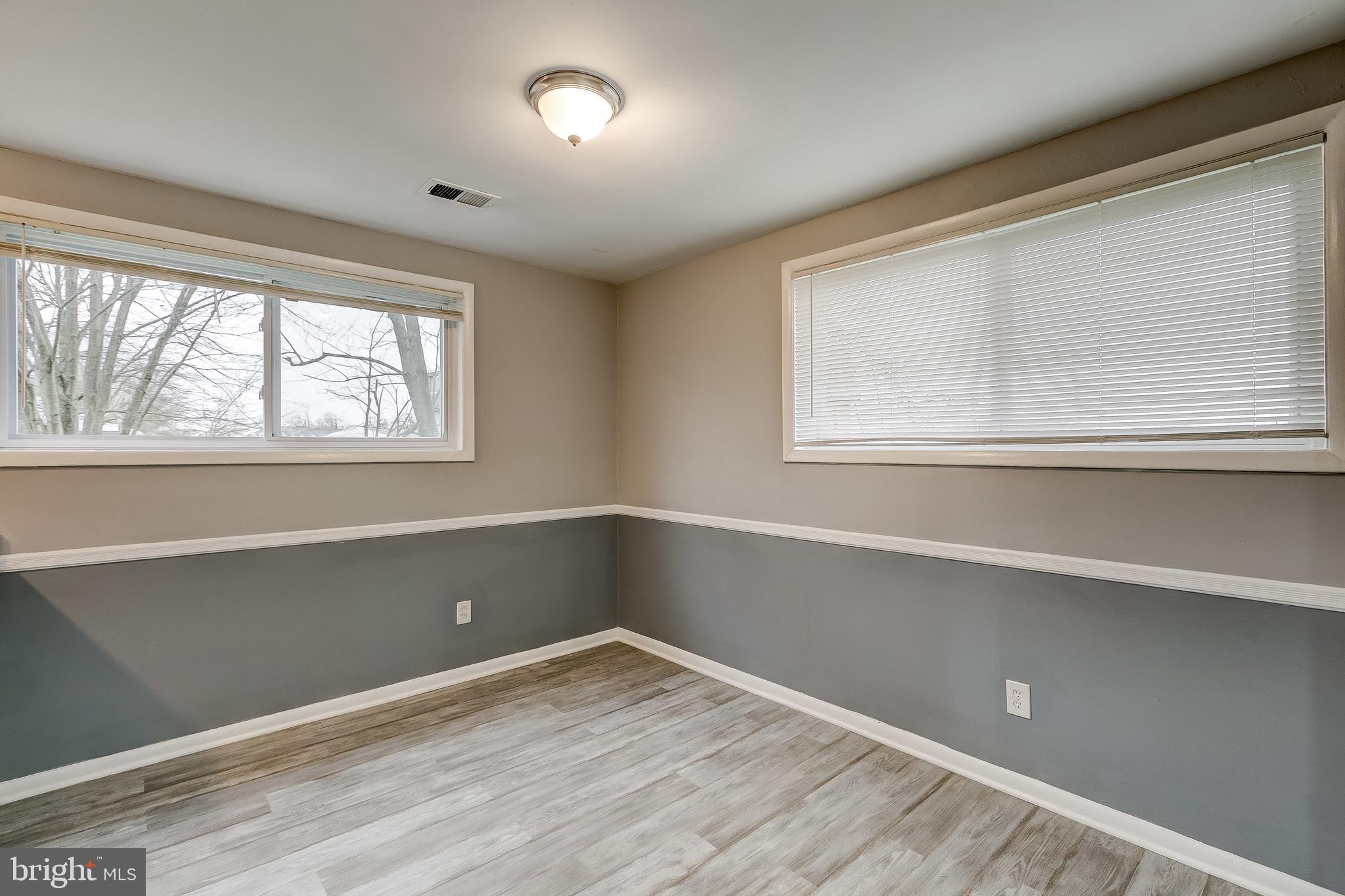 PARKVILLE - Residential Lease