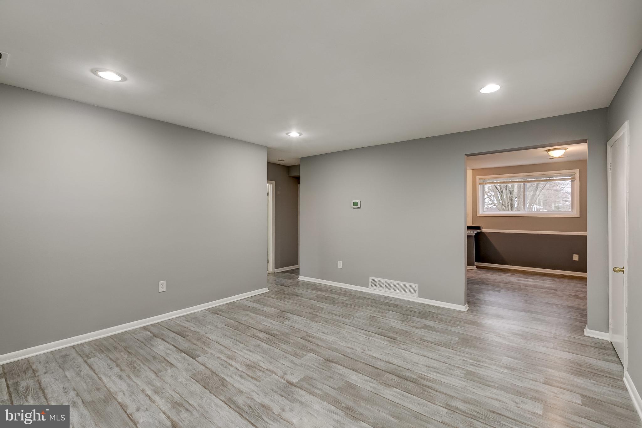 PARKVILLE - Residential Lease