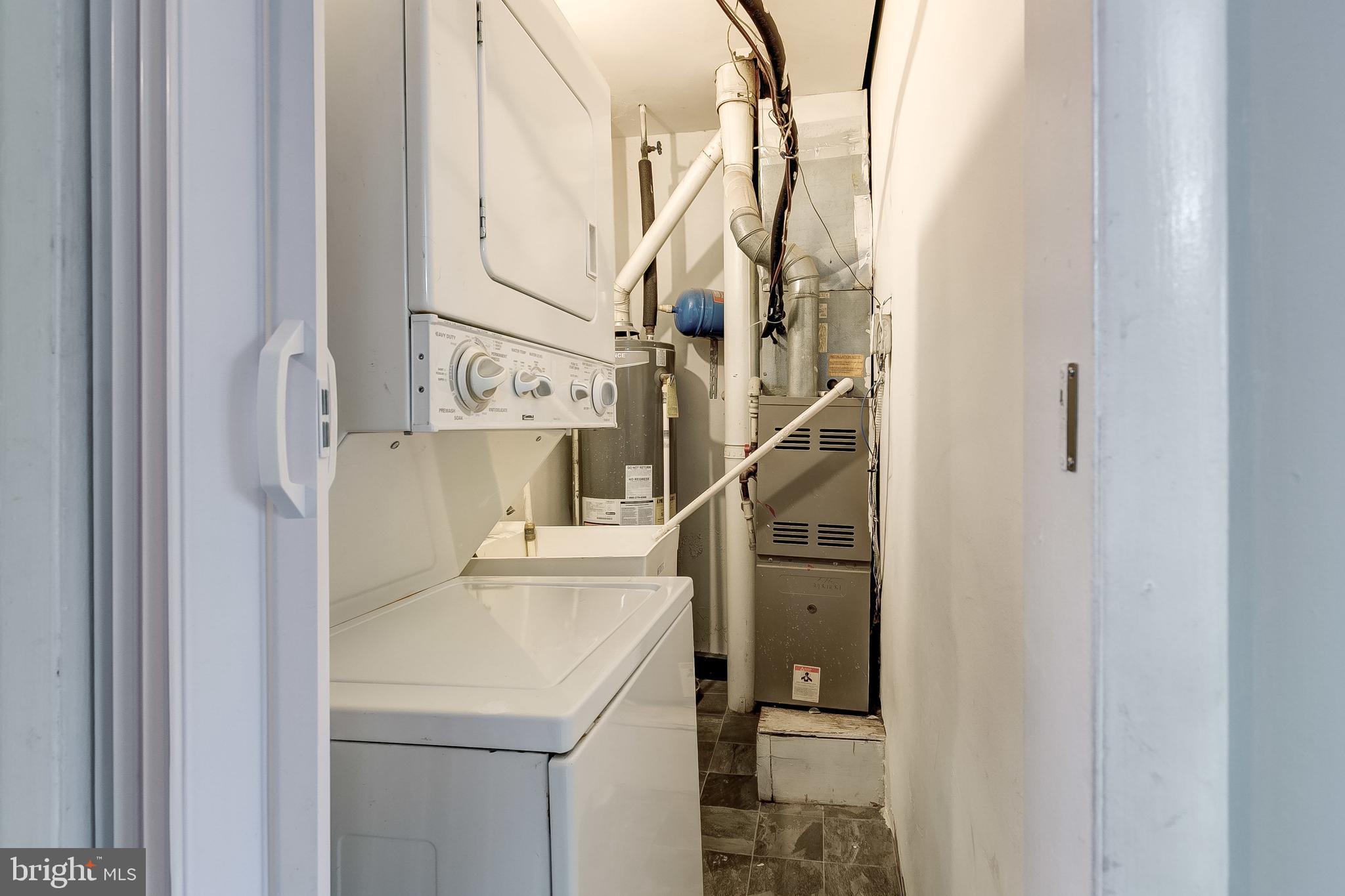 PARKVILLE - Residential Lease