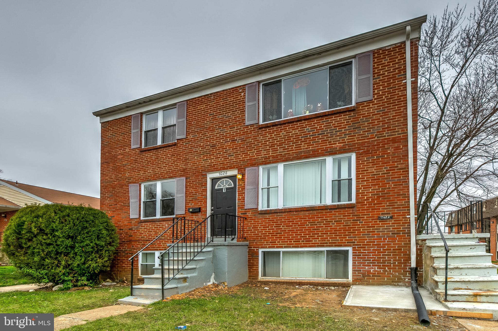 PARKVILLE - Residential Lease