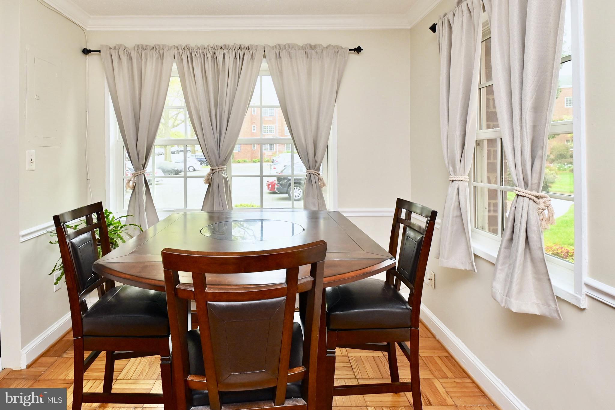 1618 W ABINGDON DRIVE 101