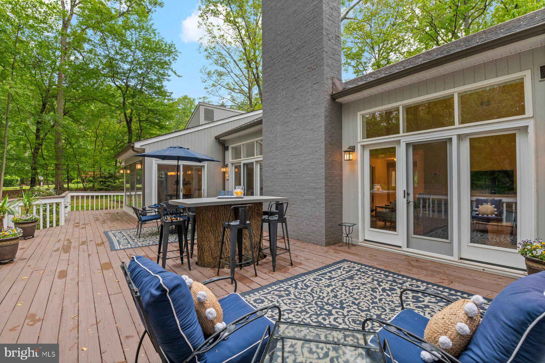 FALLS ROAD CORRIDOR - Residential