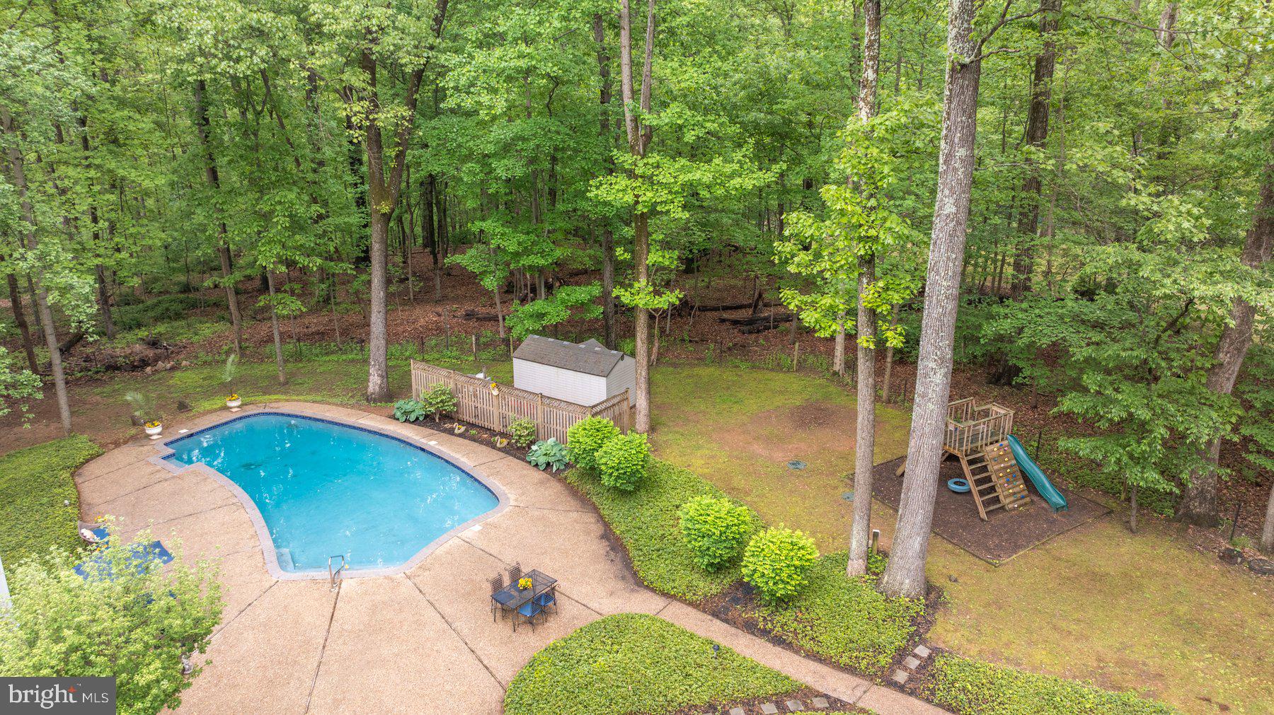 FALLS ROAD CORRIDOR - Residential