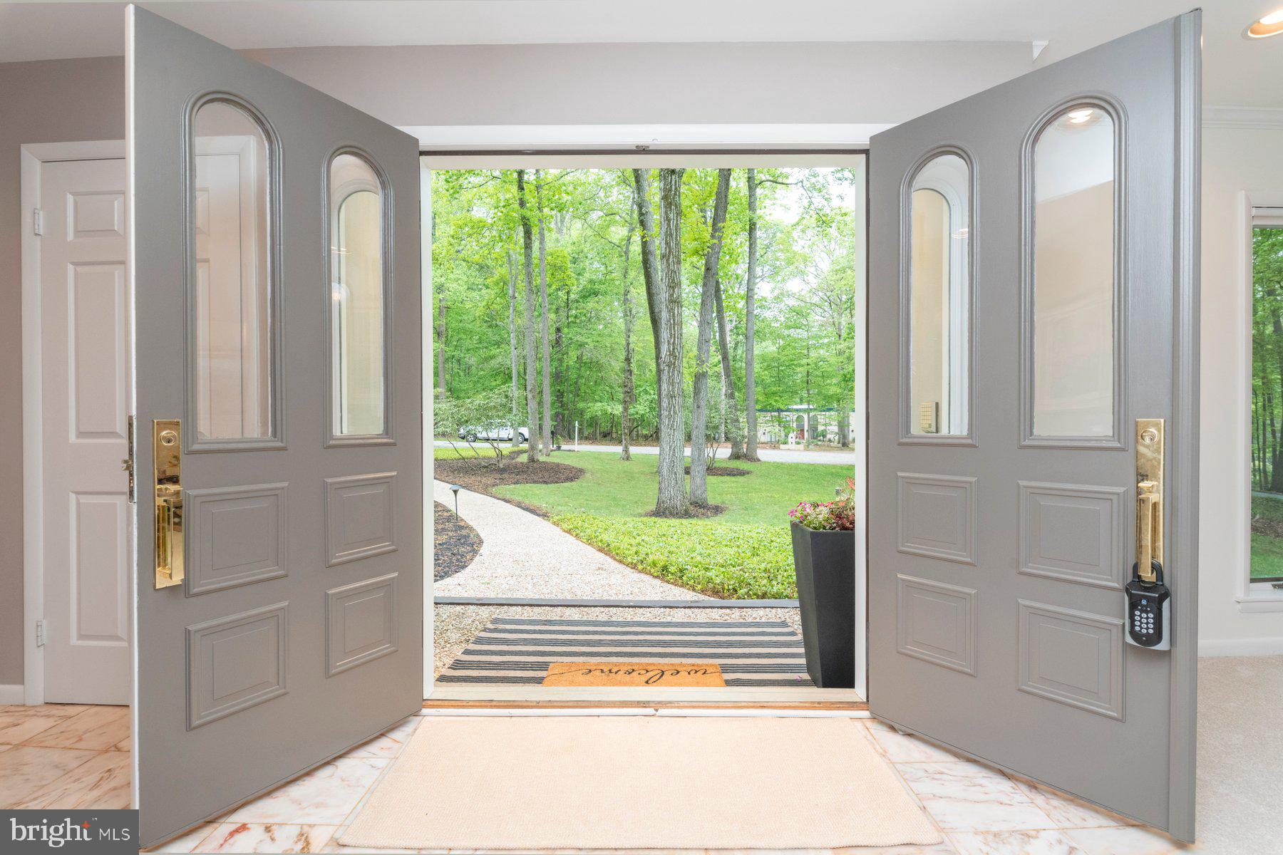 FALLS ROAD CORRIDOR - Residential