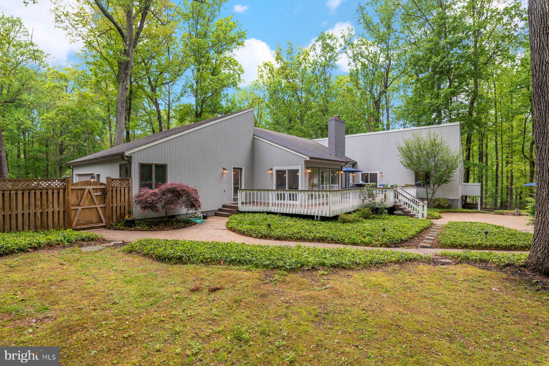 FALLS ROAD CORRIDOR - Residential