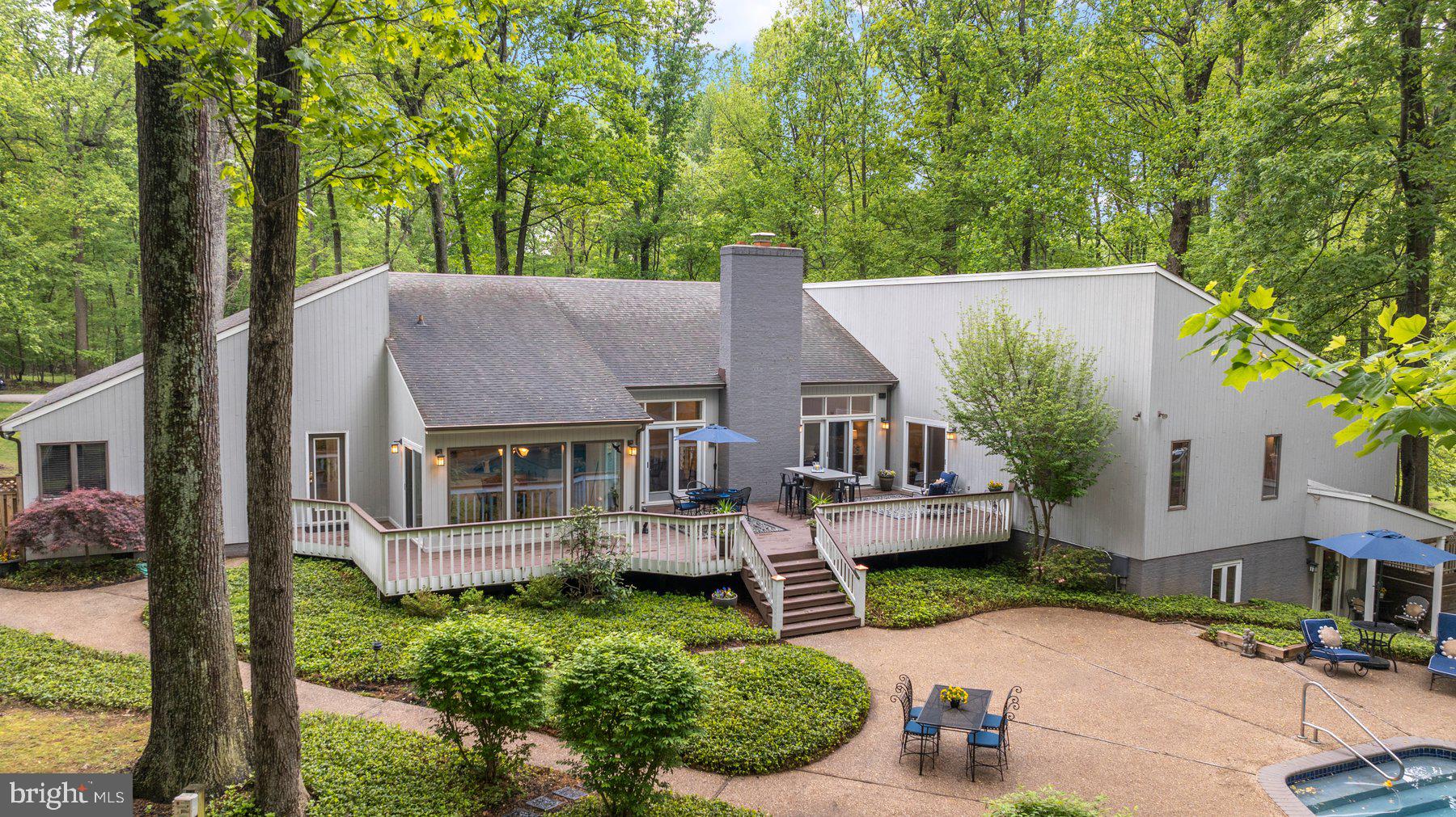 FALLS ROAD CORRIDOR - Residential