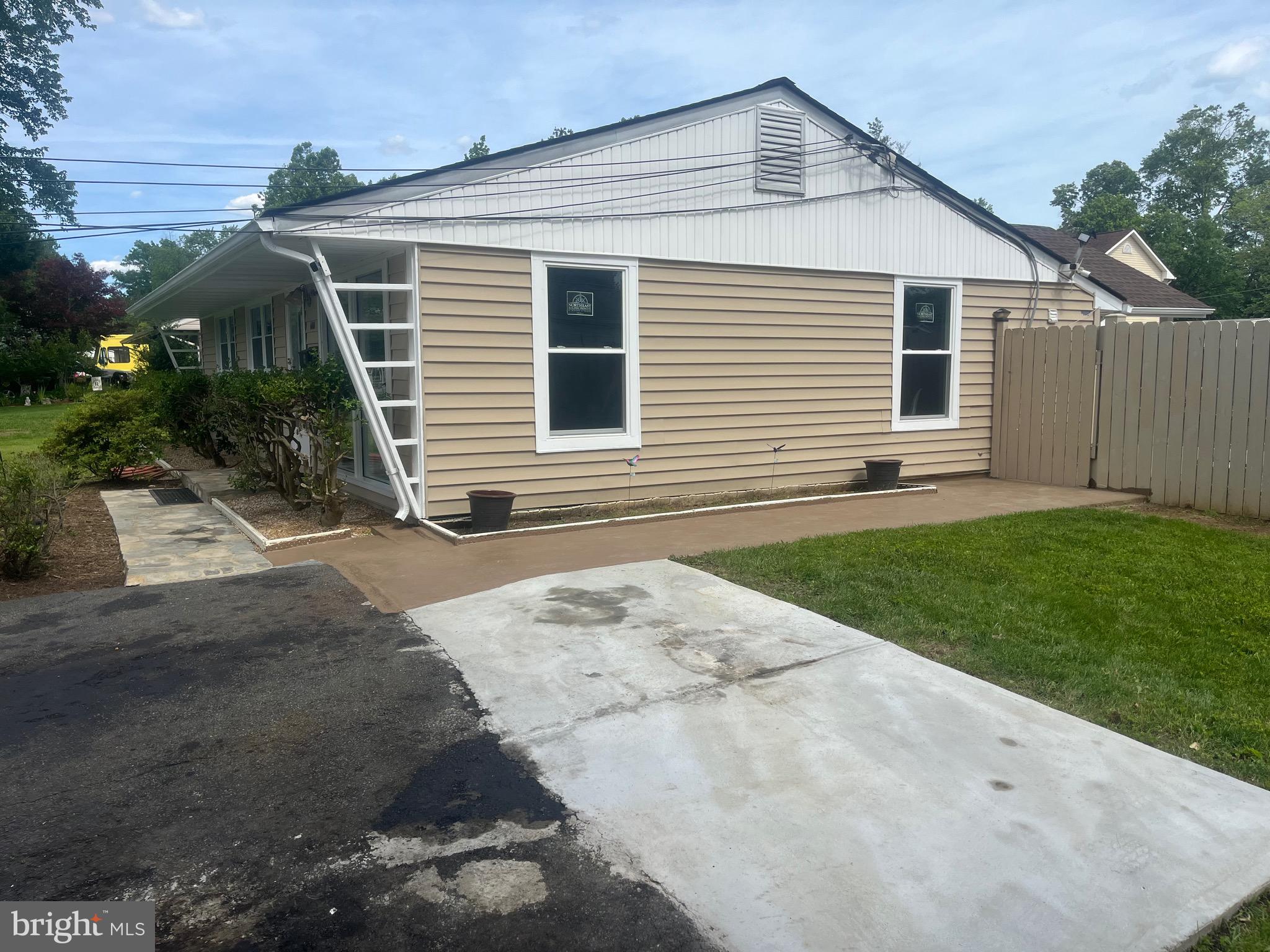 FAIRFIELD - Residential