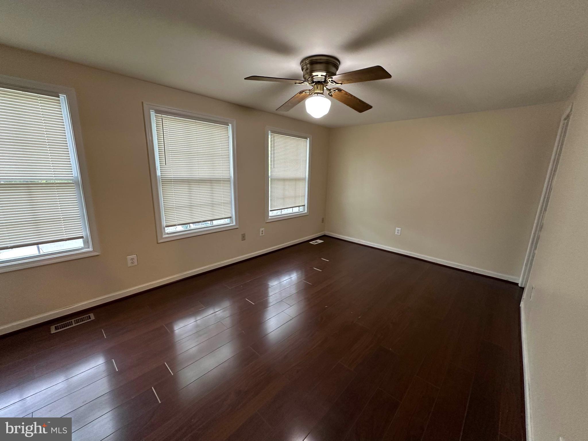 VILLAGE OF LONG REACH - Residential Lease