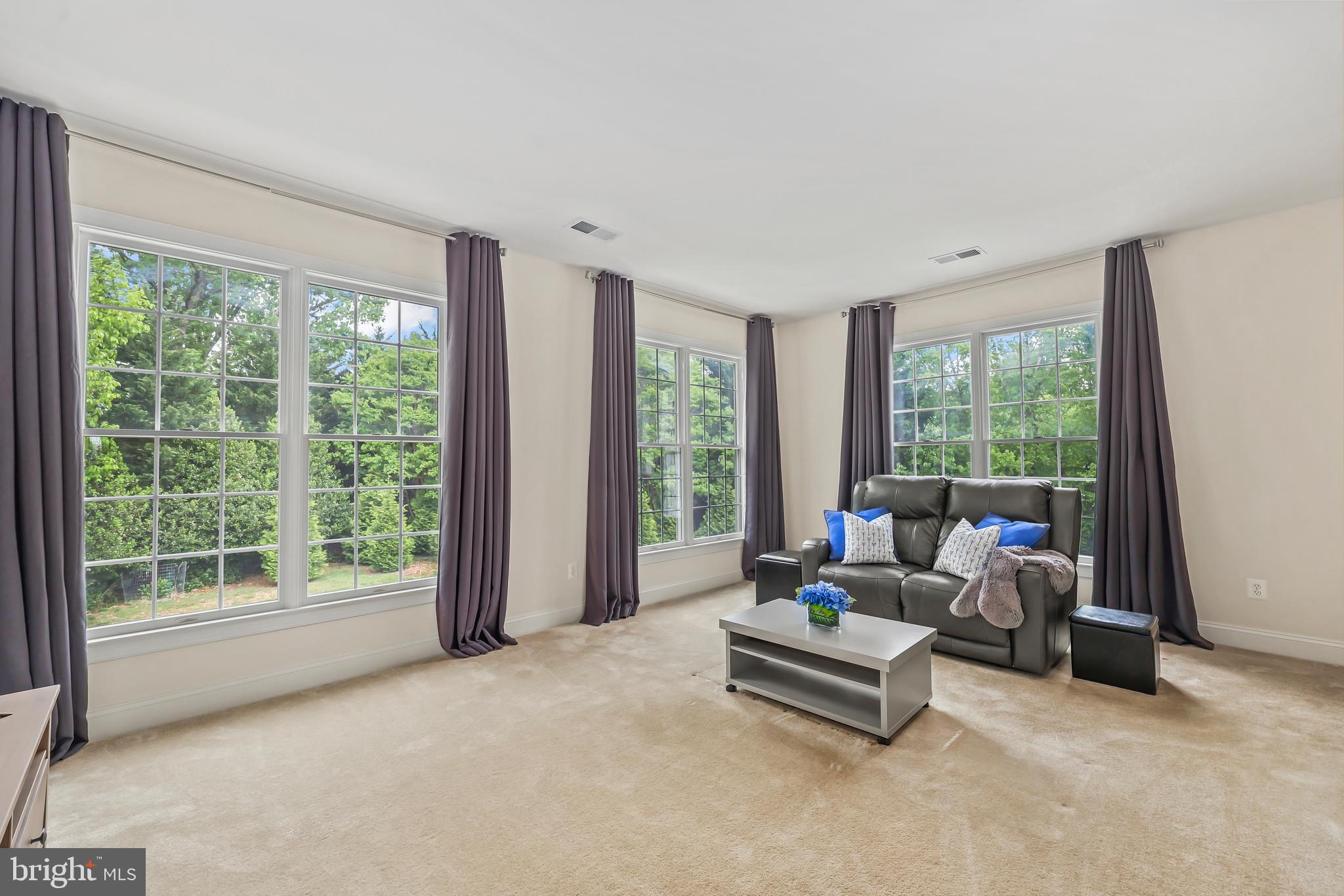 OAK HILL ESTATES - Residential