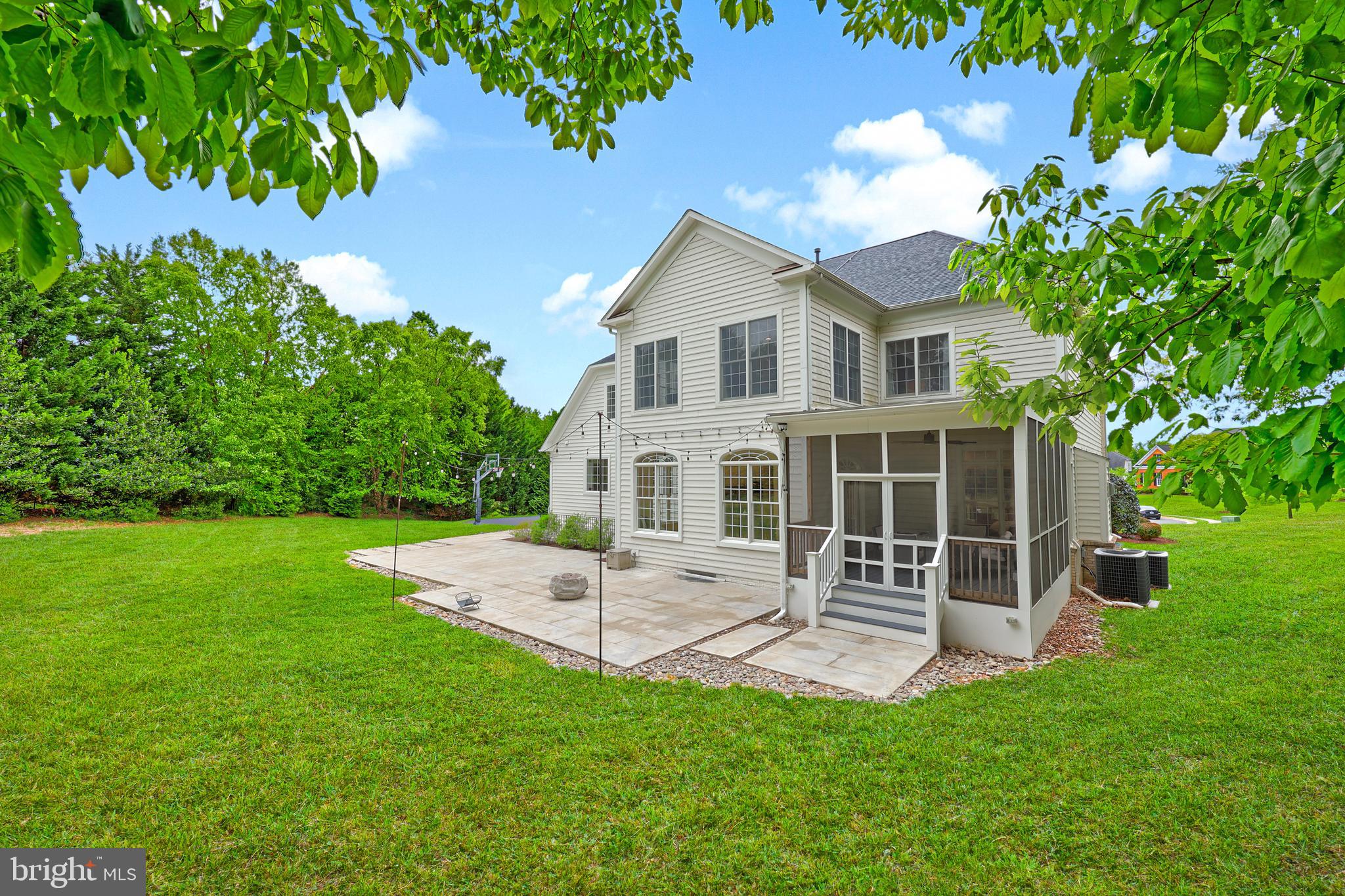 OAK HILL ESTATES - Residential