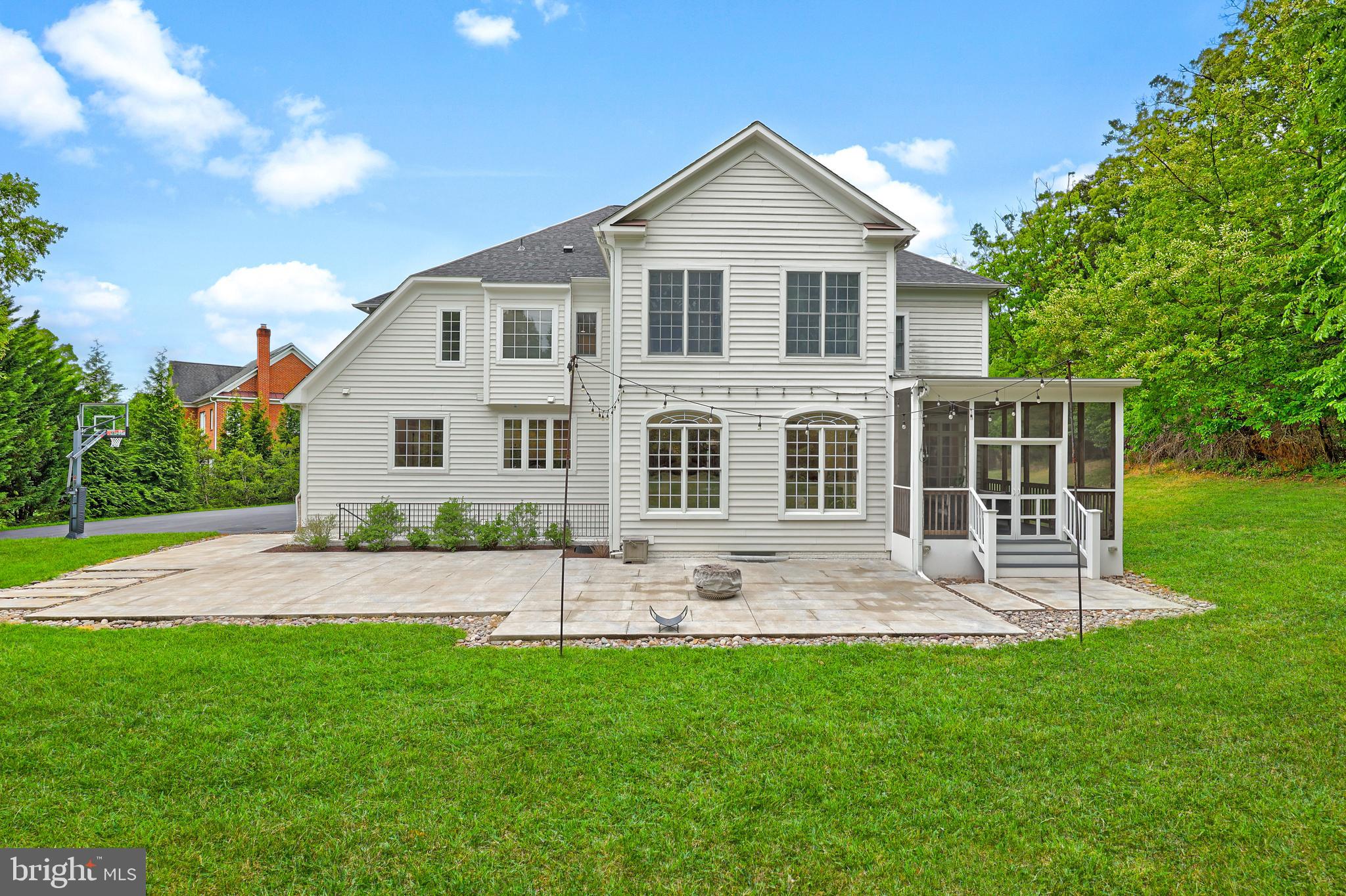 OAK HILL ESTATES - Residential