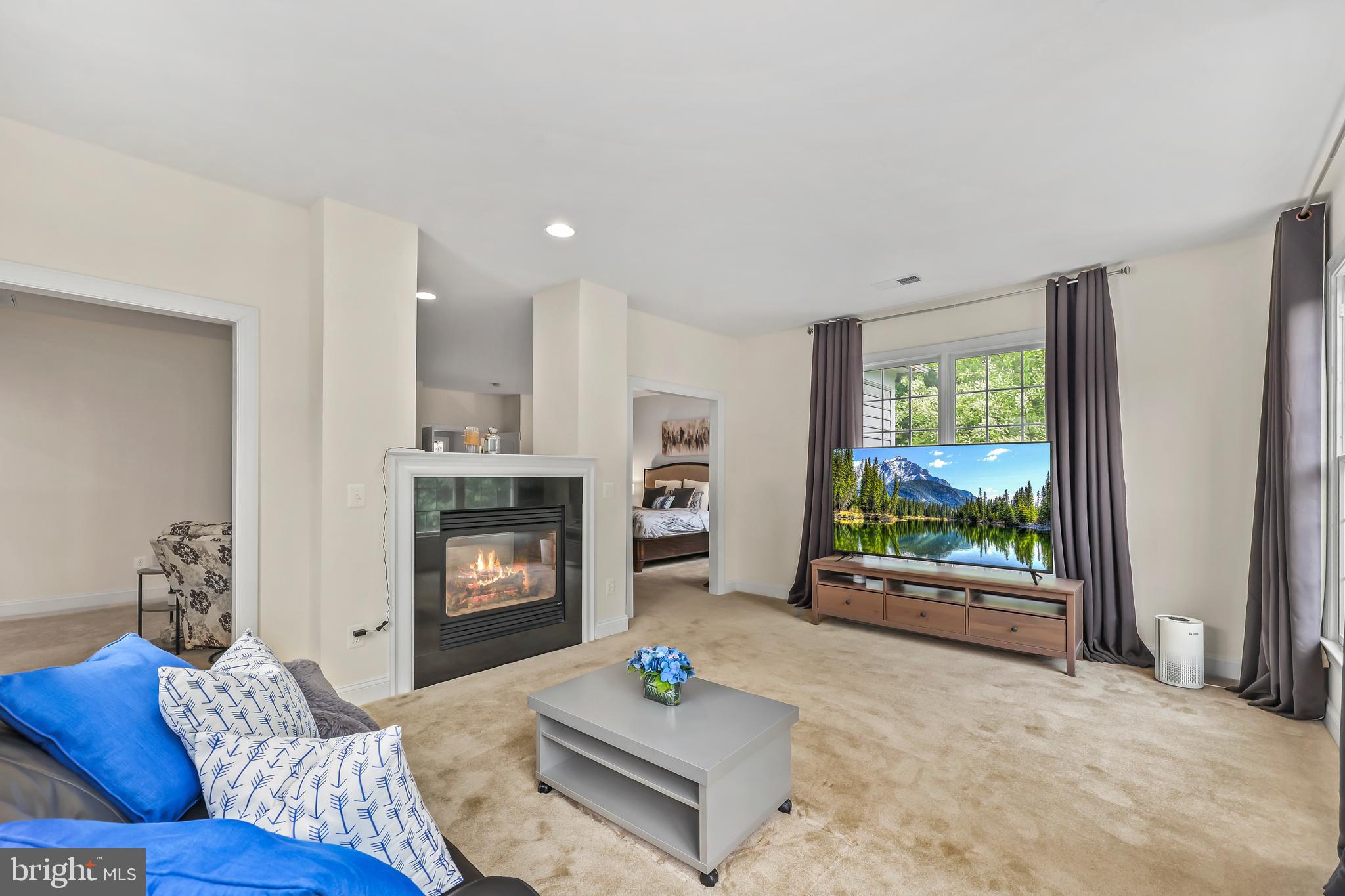 OAK HILL ESTATES - Residential