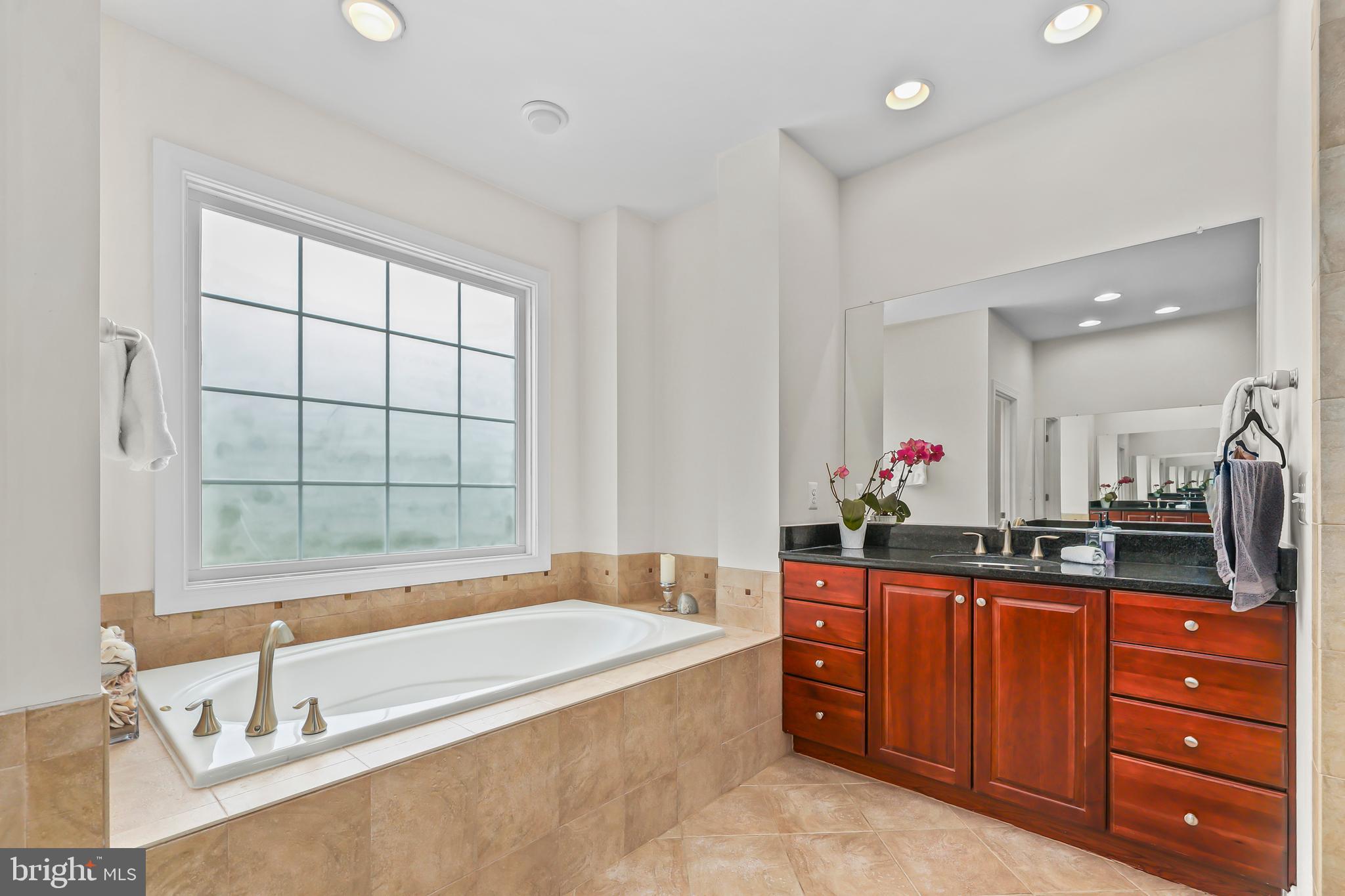 OAK HILL ESTATES - Residential