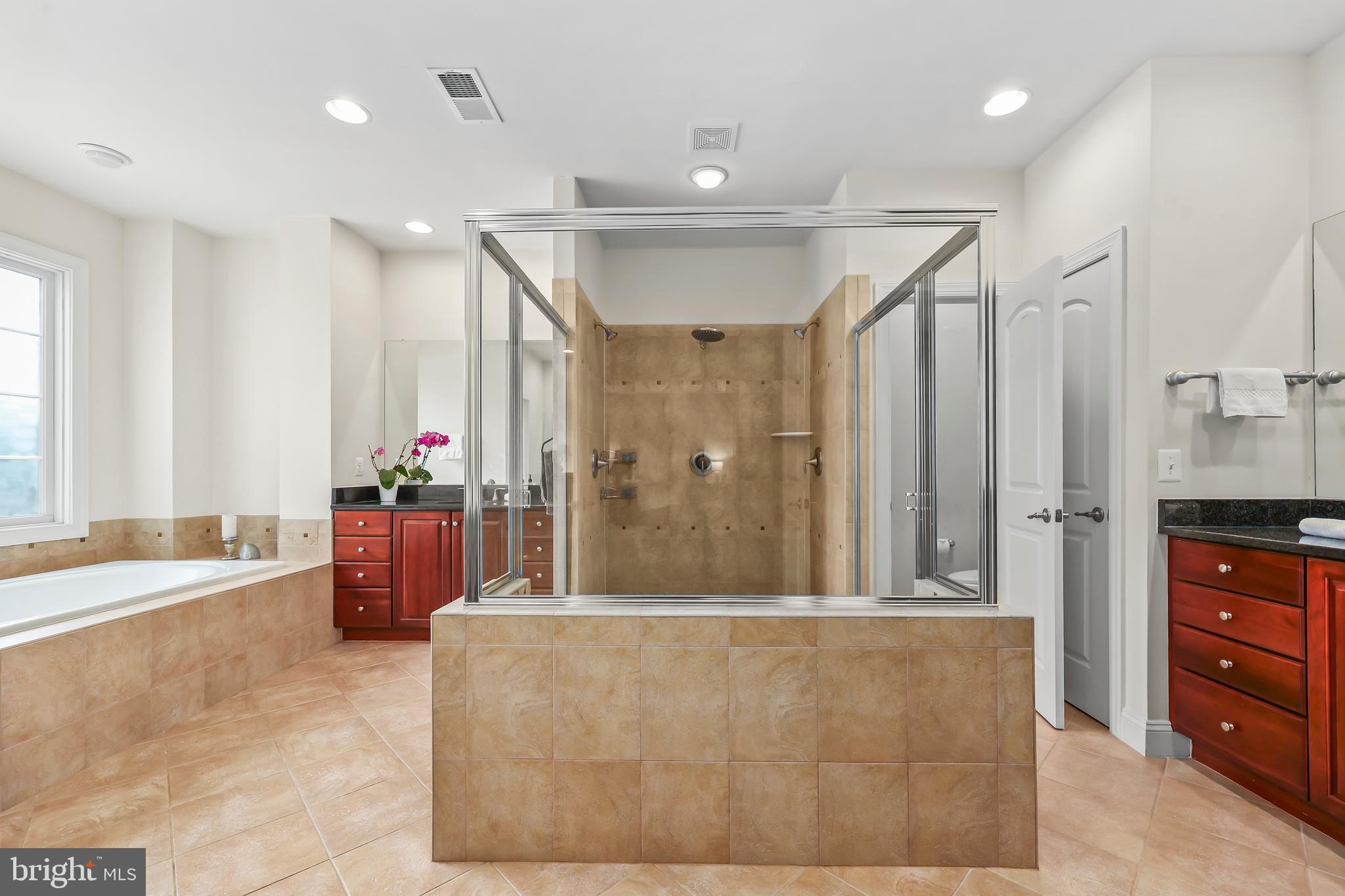 OAK HILL ESTATES - Residential