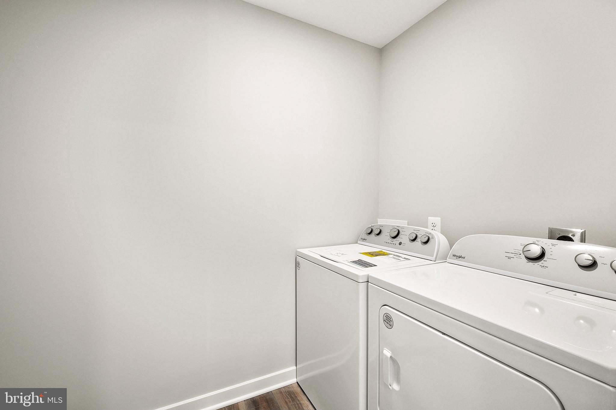 LONDONTOWN - Residential