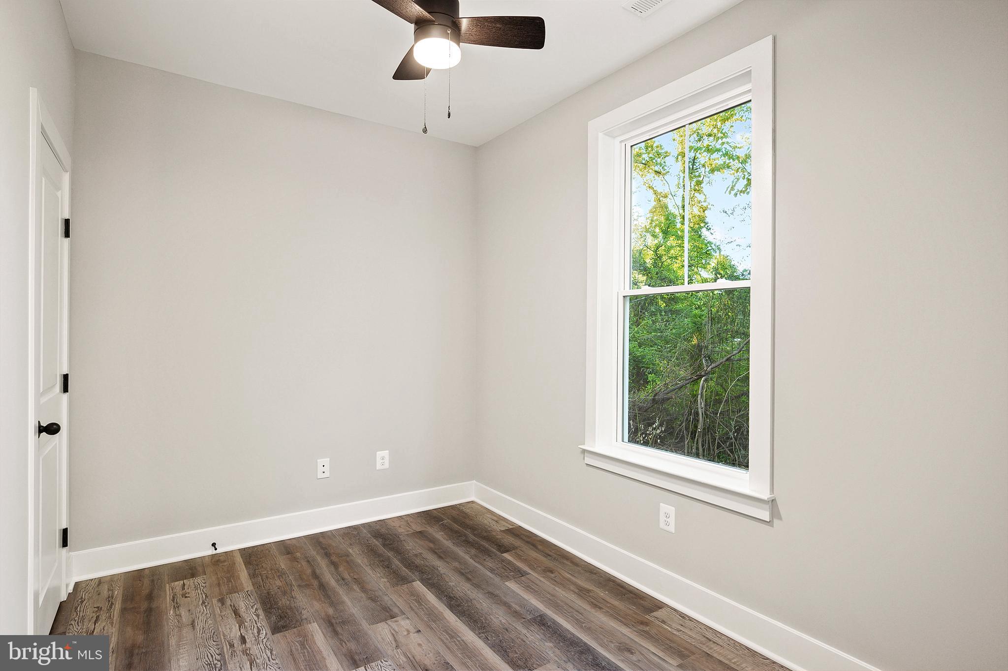 LONDONTOWN - Residential