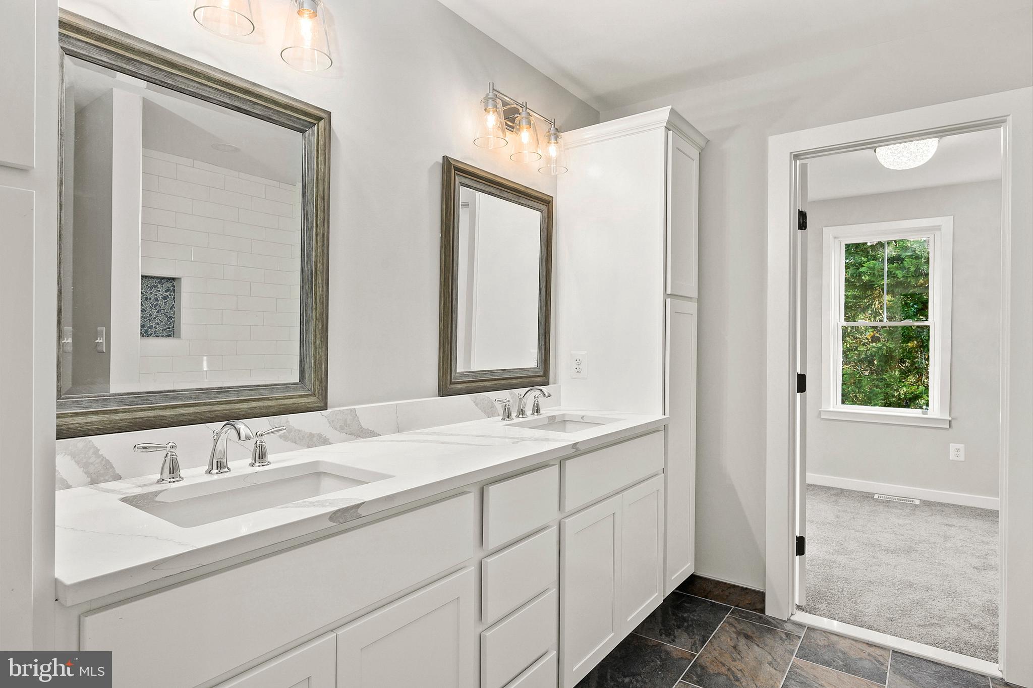 LONDONTOWN - Residential