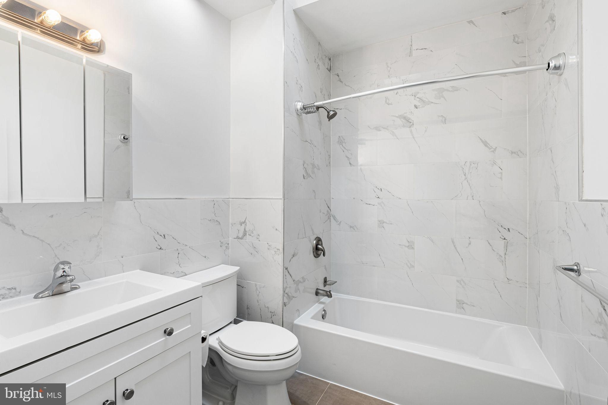 PHILADELPHIA (NORTHEAST) - Residential