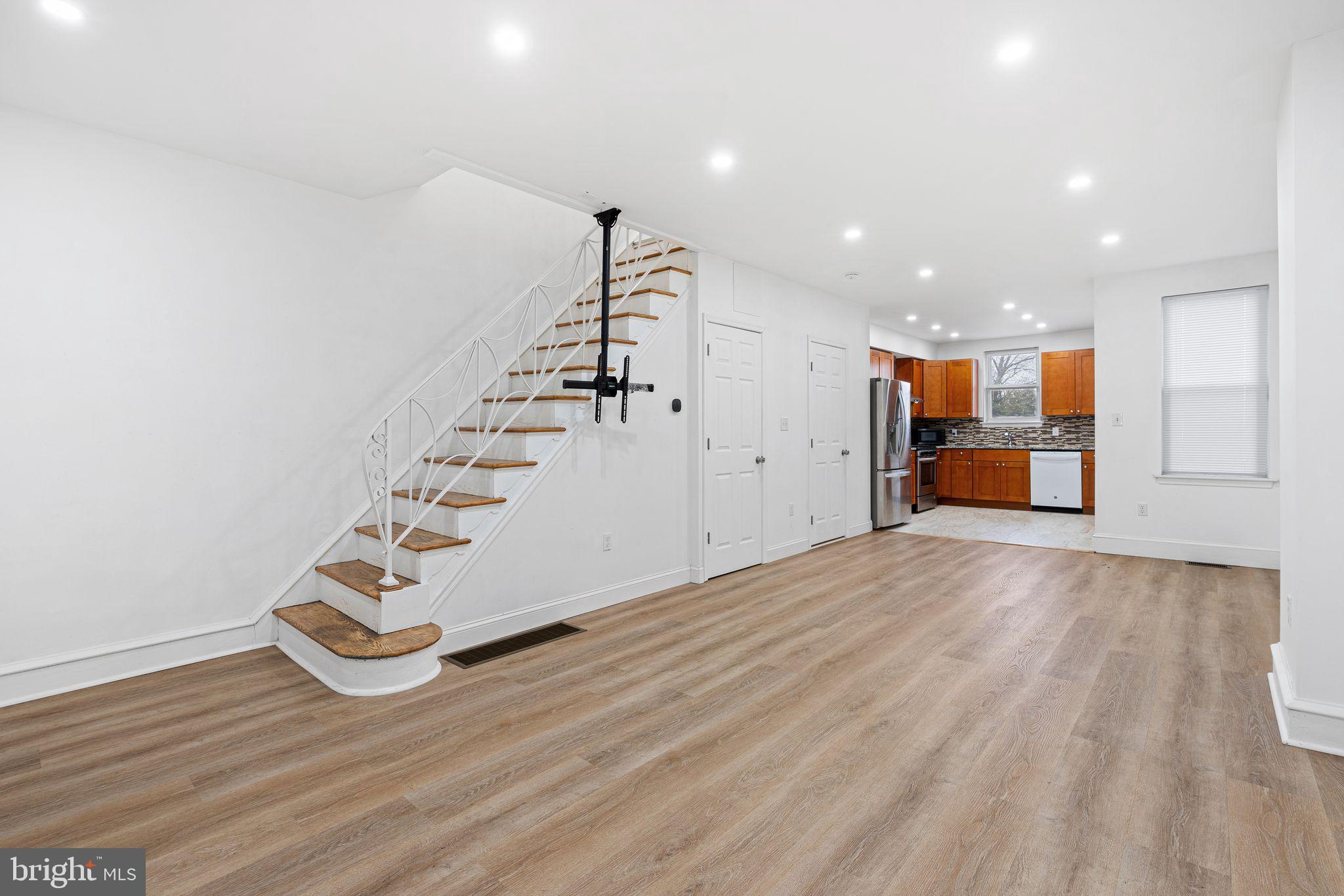 PHILADELPHIA (NORTHEAST) - Residential