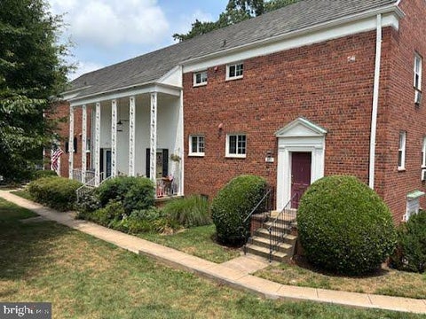Townhouse For Rent - 3771 Gunston Road<br/> Alexandria City County, ALEXANDRIA, VA 22302