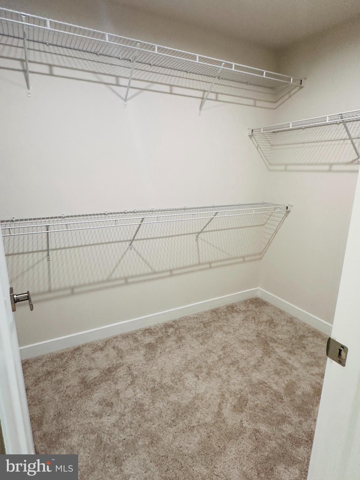 MONTGOMERY VILLAGE - Residential Lease