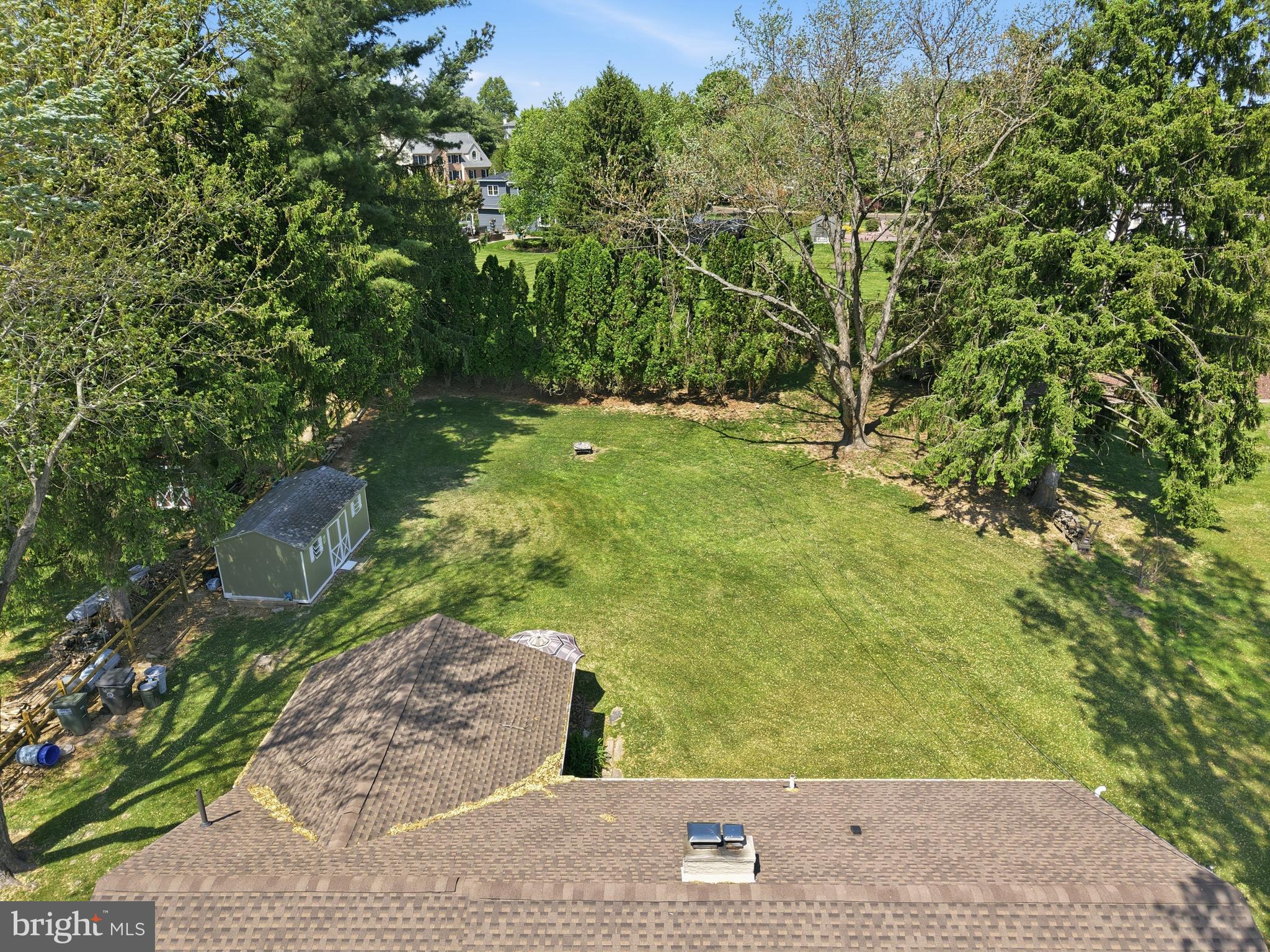 HILLSIDE MANOR - Residential