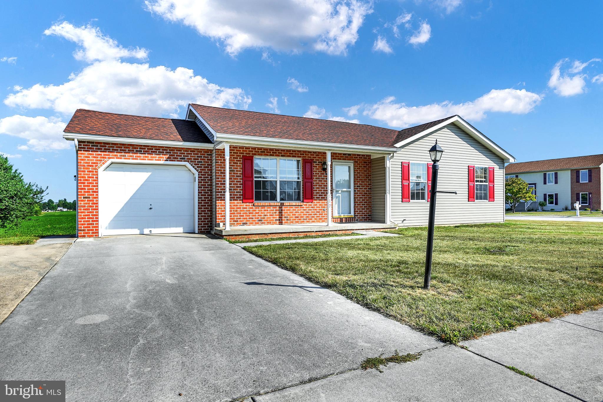 SHERRY VILLAGE - Residential