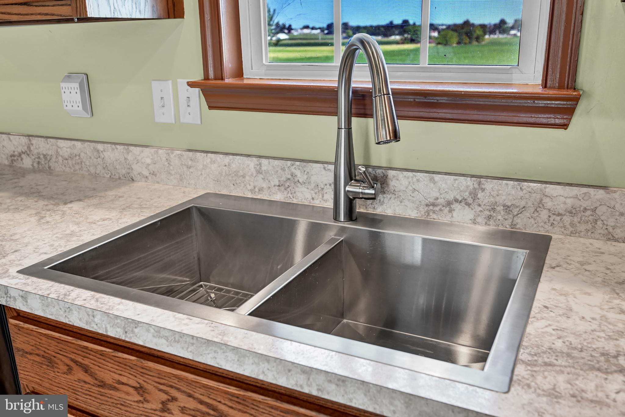 SHERRY VILLAGE - Residential