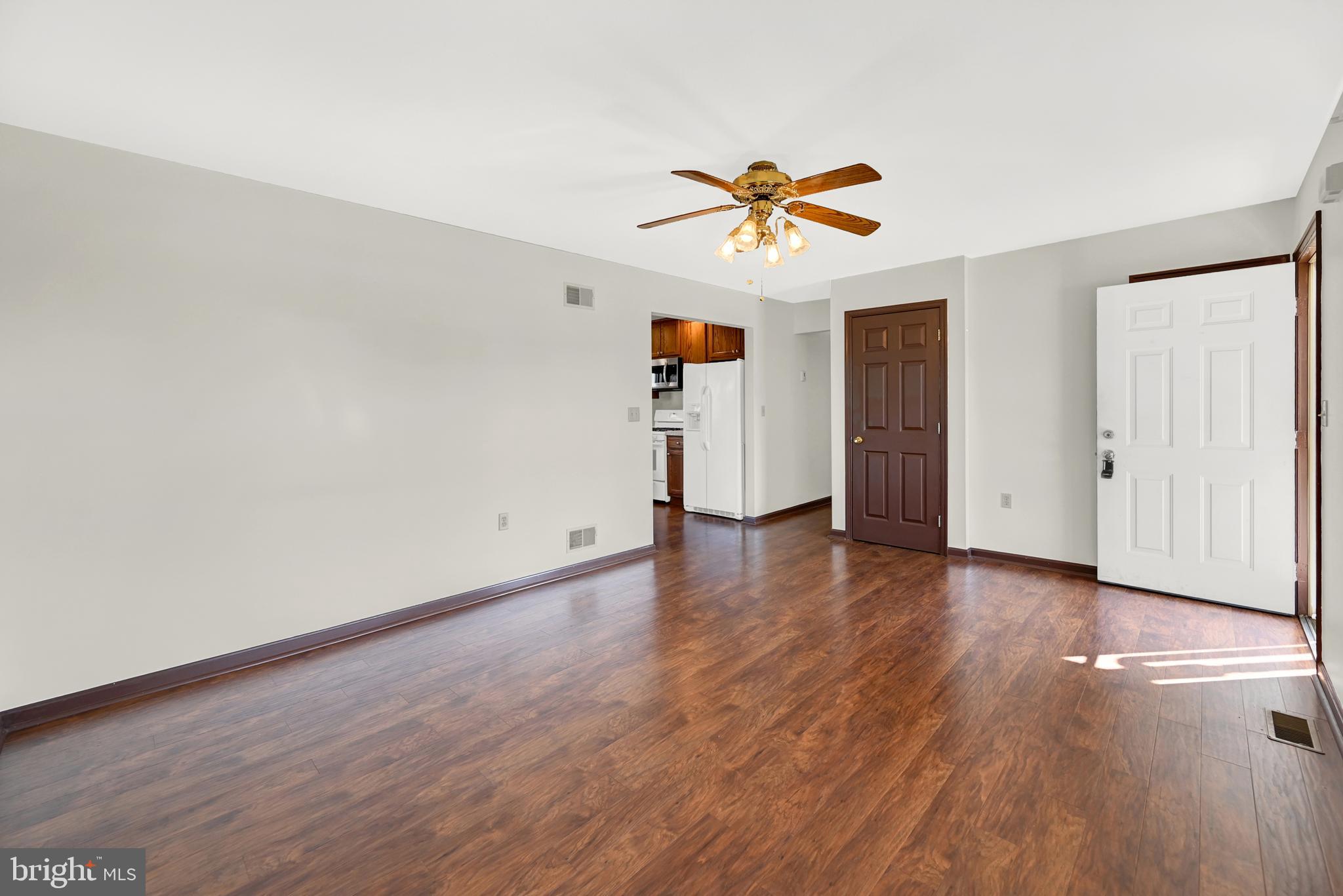 SHERRY VILLAGE - Residential