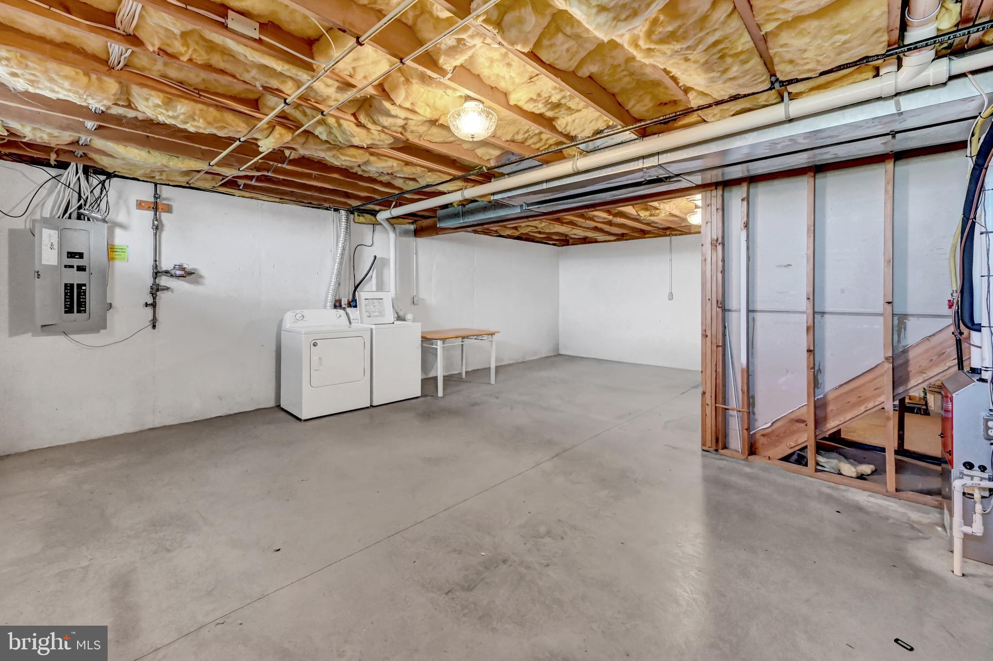 SHERRY VILLAGE - Residential