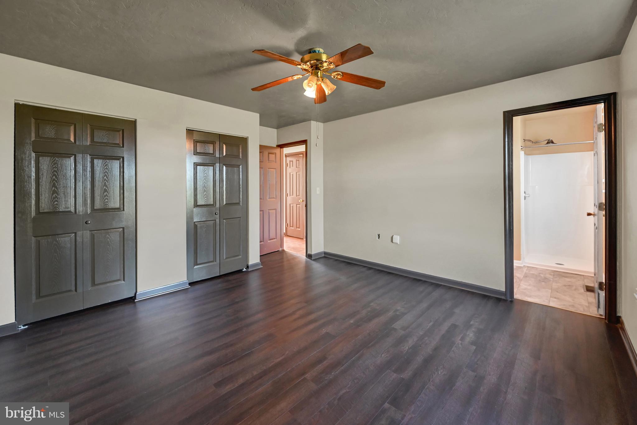 SHERRY VILLAGE - Residential