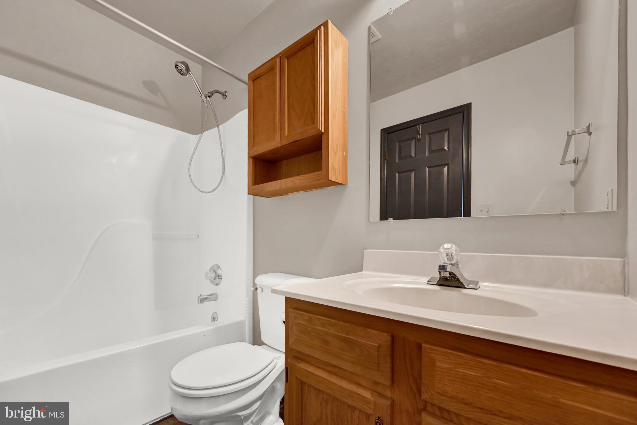 SHERRY VILLAGE - Residential