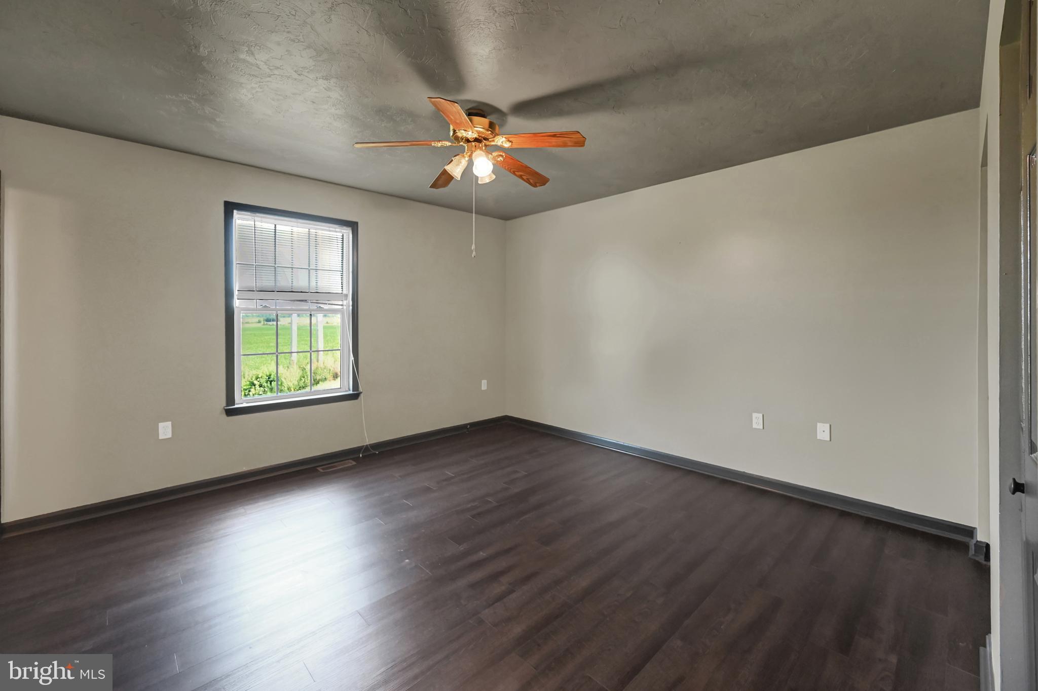 SHERRY VILLAGE - Residential