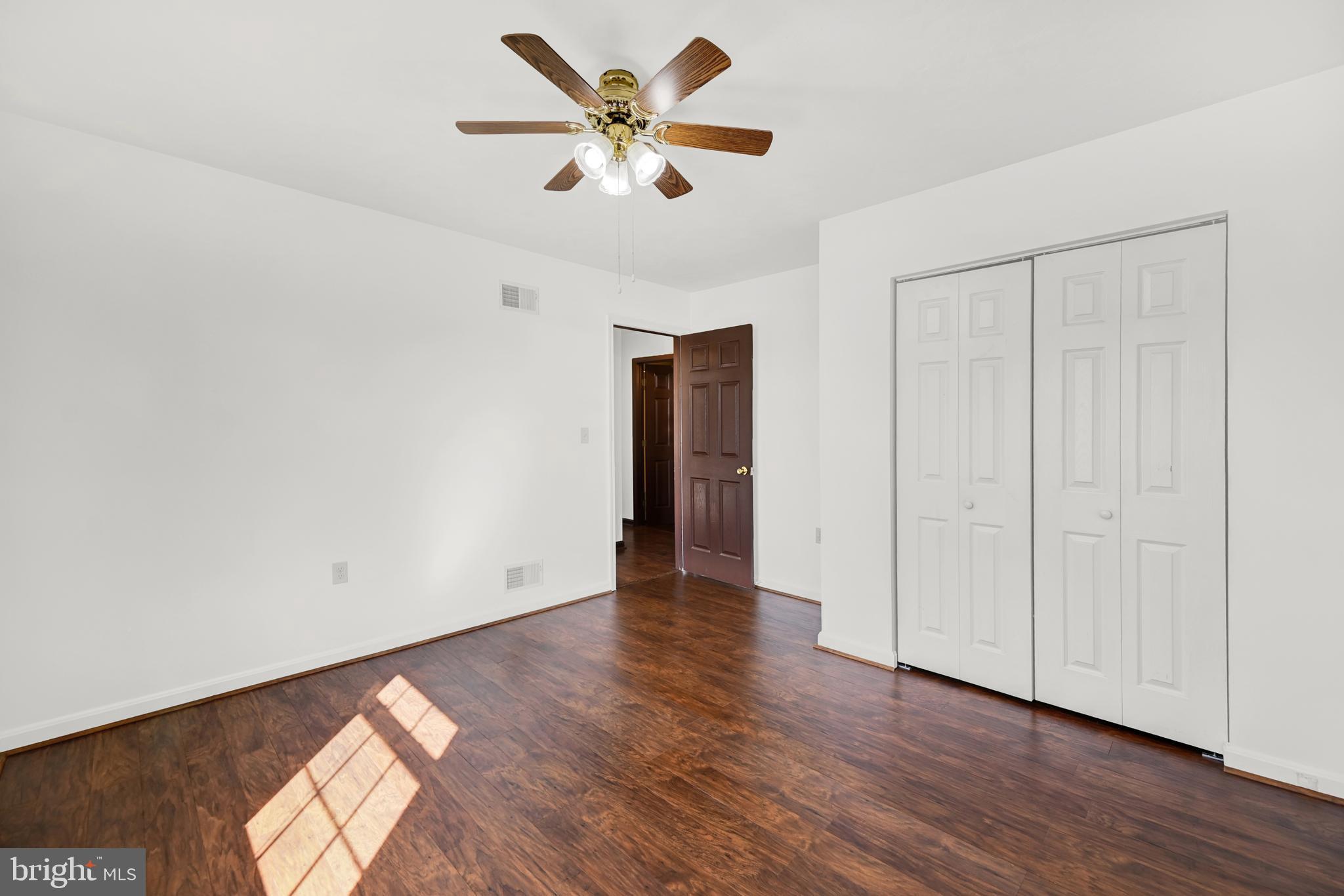 SHERRY VILLAGE - Residential